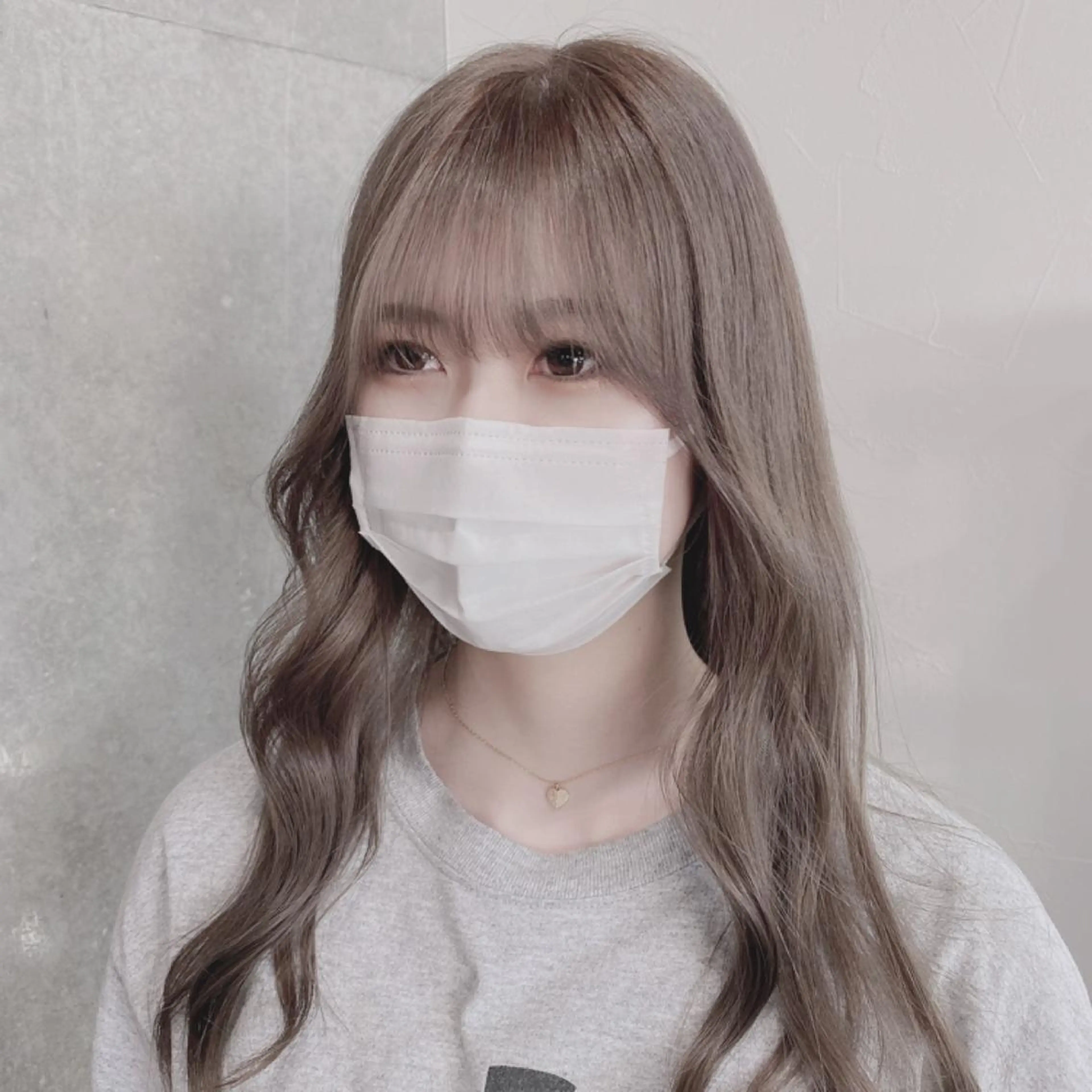 セミロング カラー ヘアアレンジ メンズ カット ヘアカラー ヘアセット ハイトーン×韓国ヘア 💍tiam💍のヘアスタイル