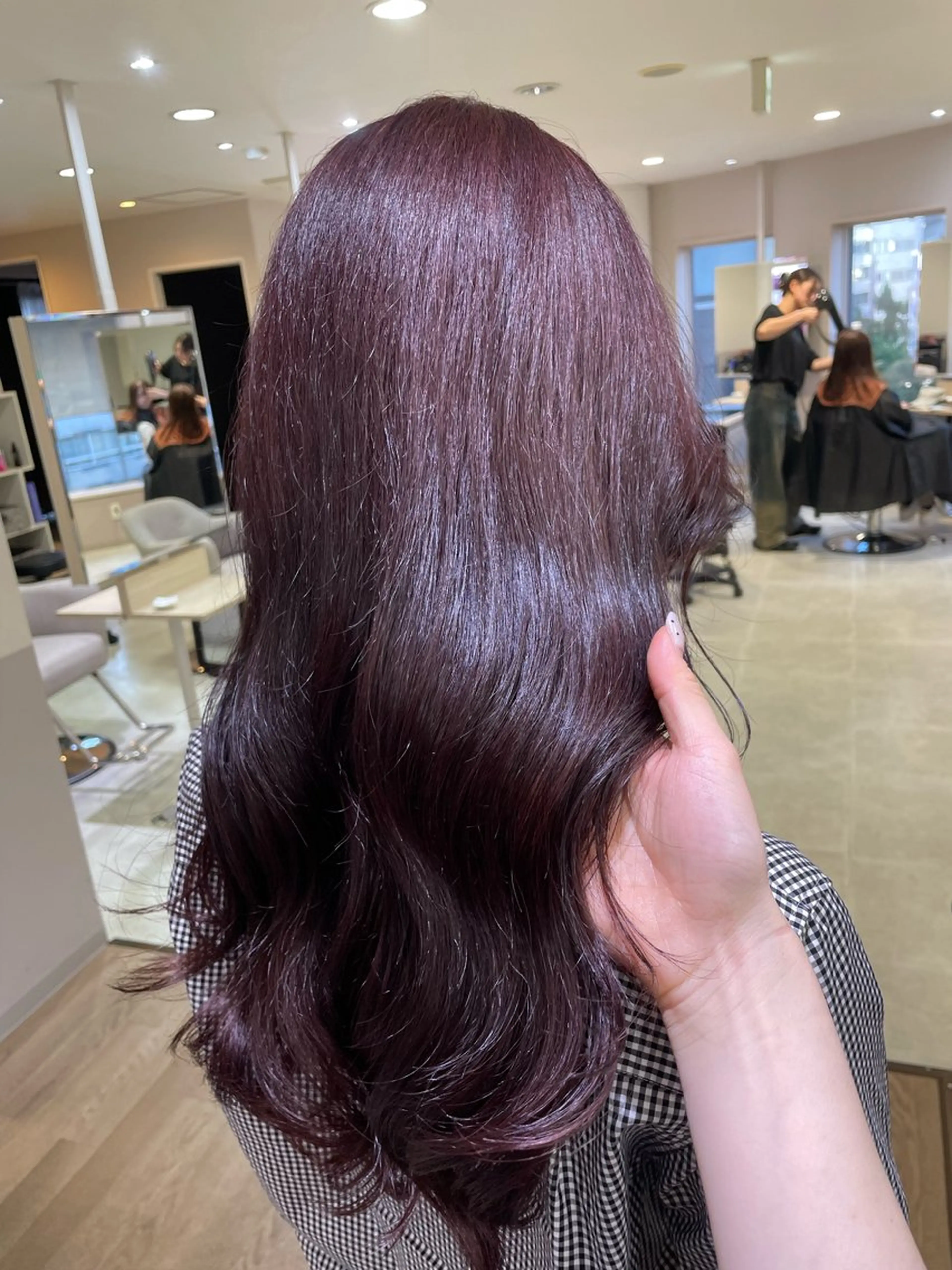 ロング カラー カット ヘアカラー トリートメント ayano / 透明感・くすみカラーのヘアスタイル