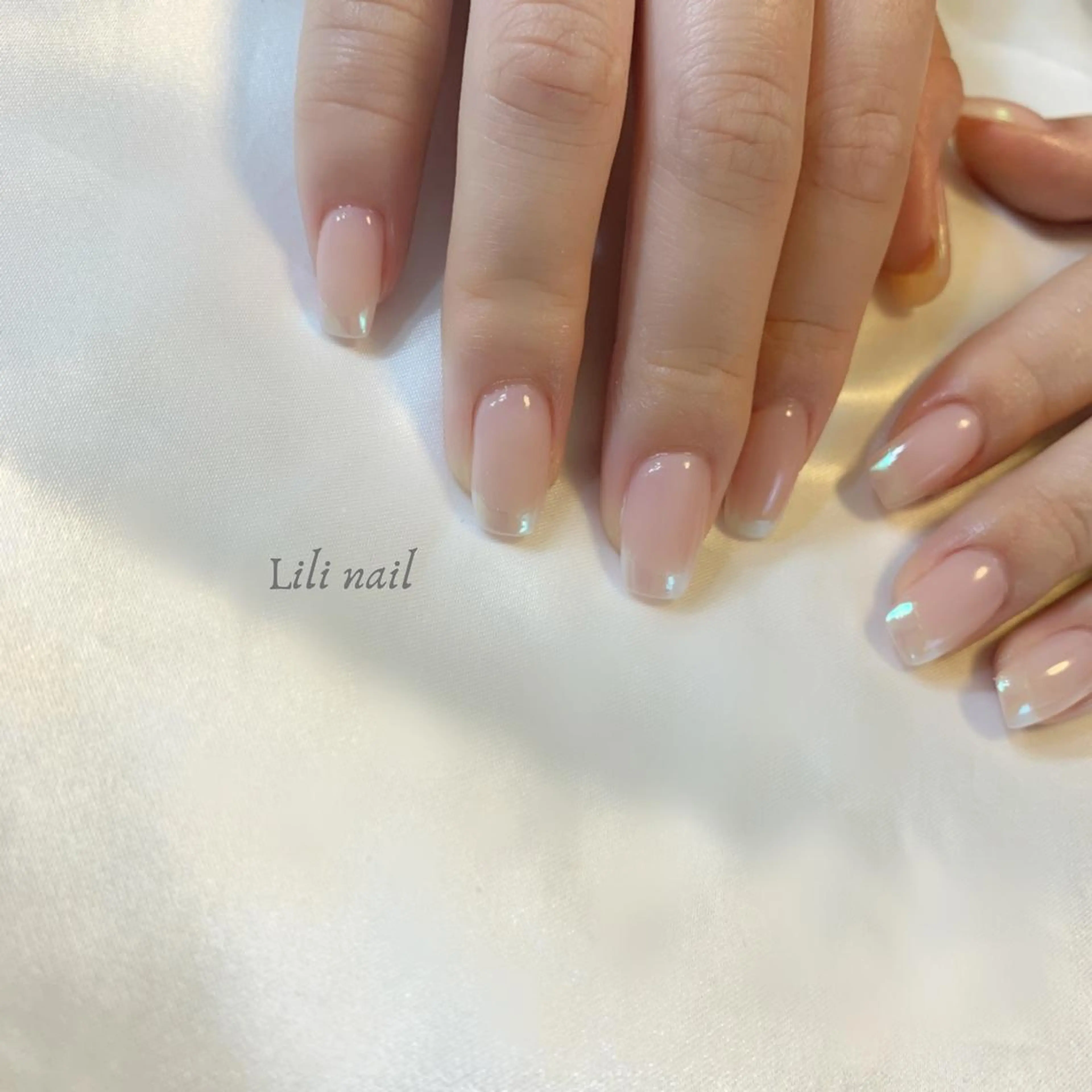 ネイル ミラーネイル Lili nail所属・Lilibeauty salonのネイルデザイン