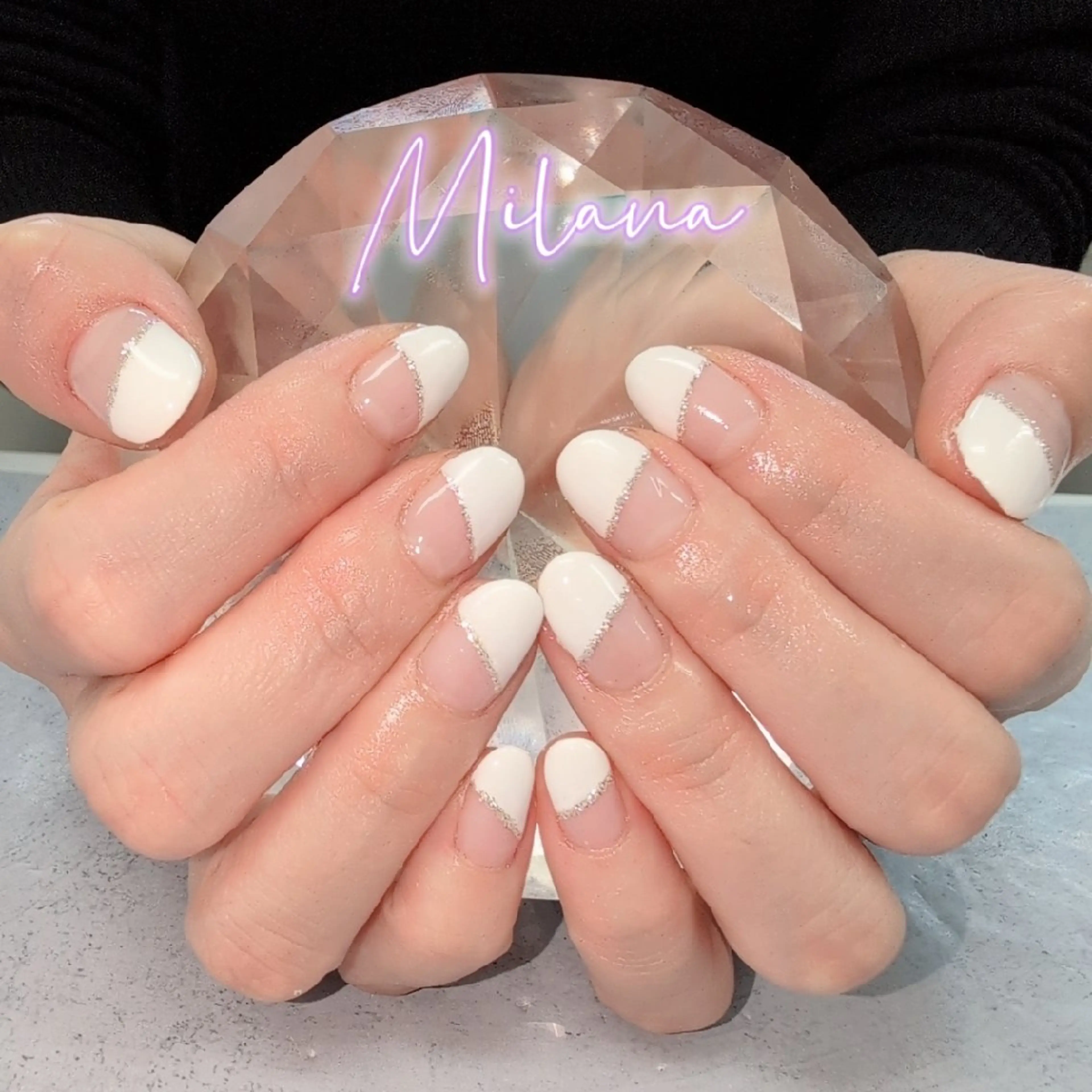 ネイル フレンチネイル ラメ(グリッター) 斜めフレンチ ハンドネイル Milana 川瀬のネイルデザイン
