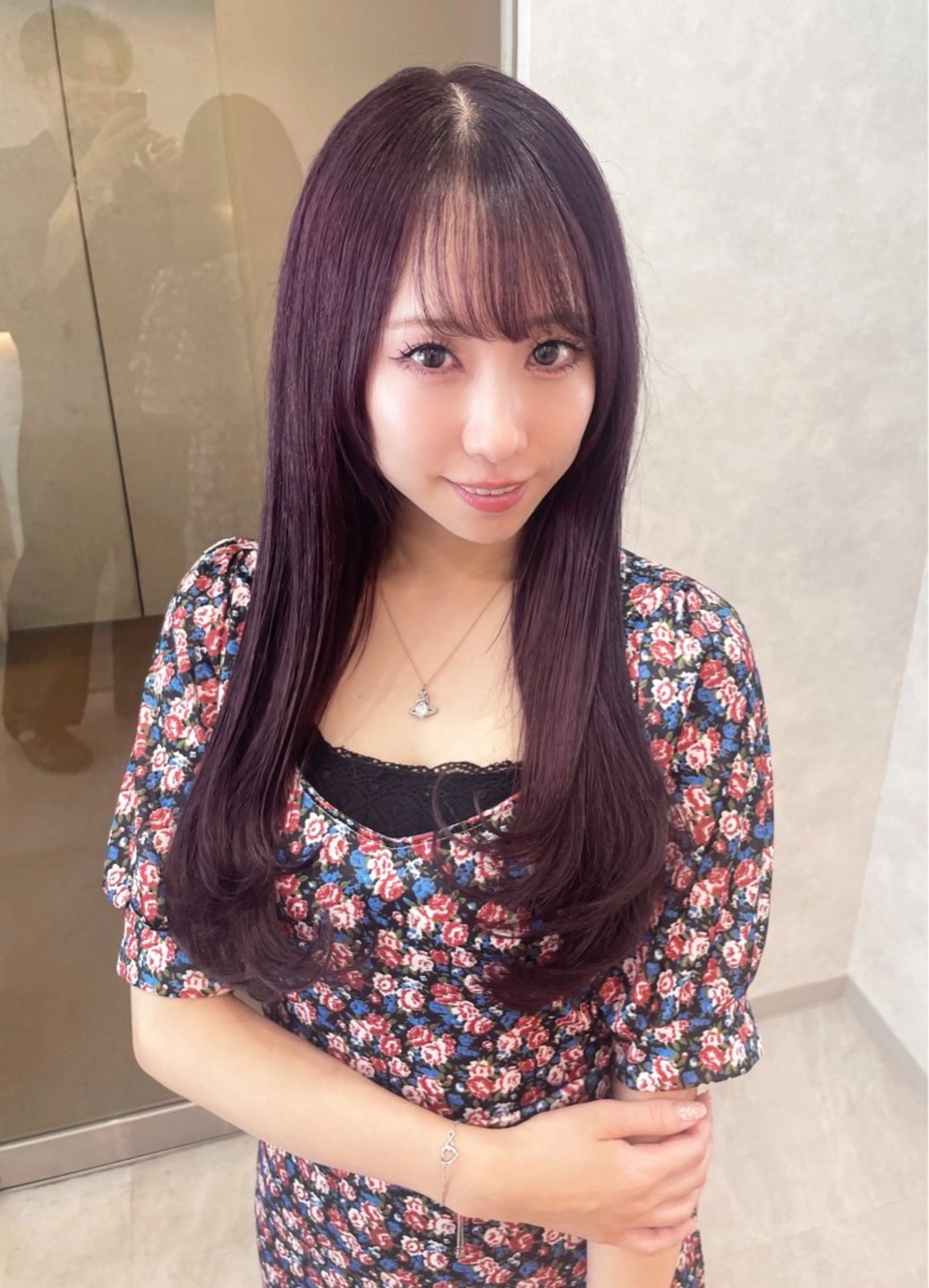 ロング パープルカラー レイヤーカット ロング ヘアカラー トリートメント 🍀本田 拓也 【Zina札幌】🍀のヘアスタイル