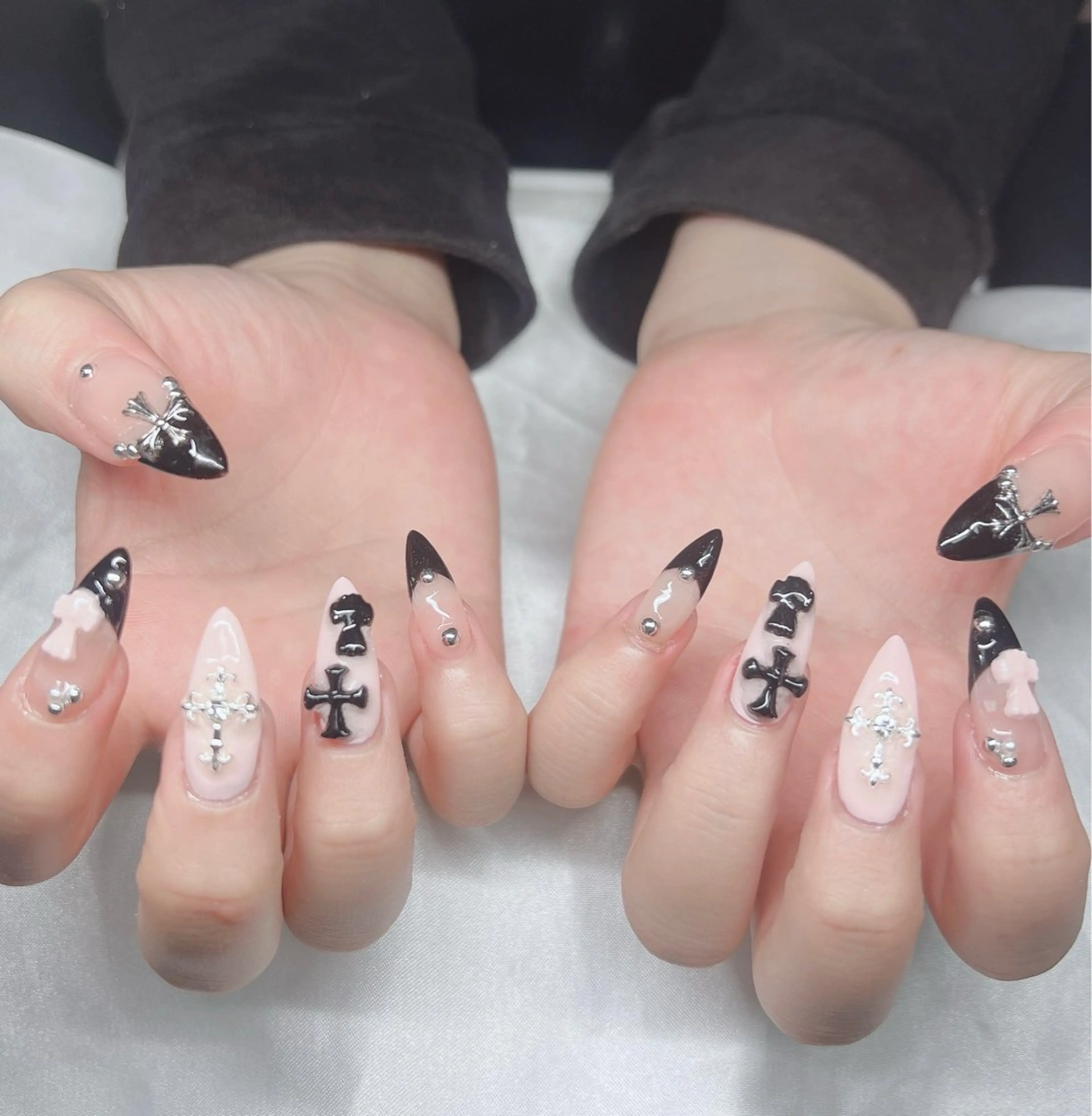 ネイル 長さ出し グラデーション キラキラネイル マグネットネイル ニュアンスネイル ハンドネイル Lee Nails チップ長さだし専門店のネイルデザイン