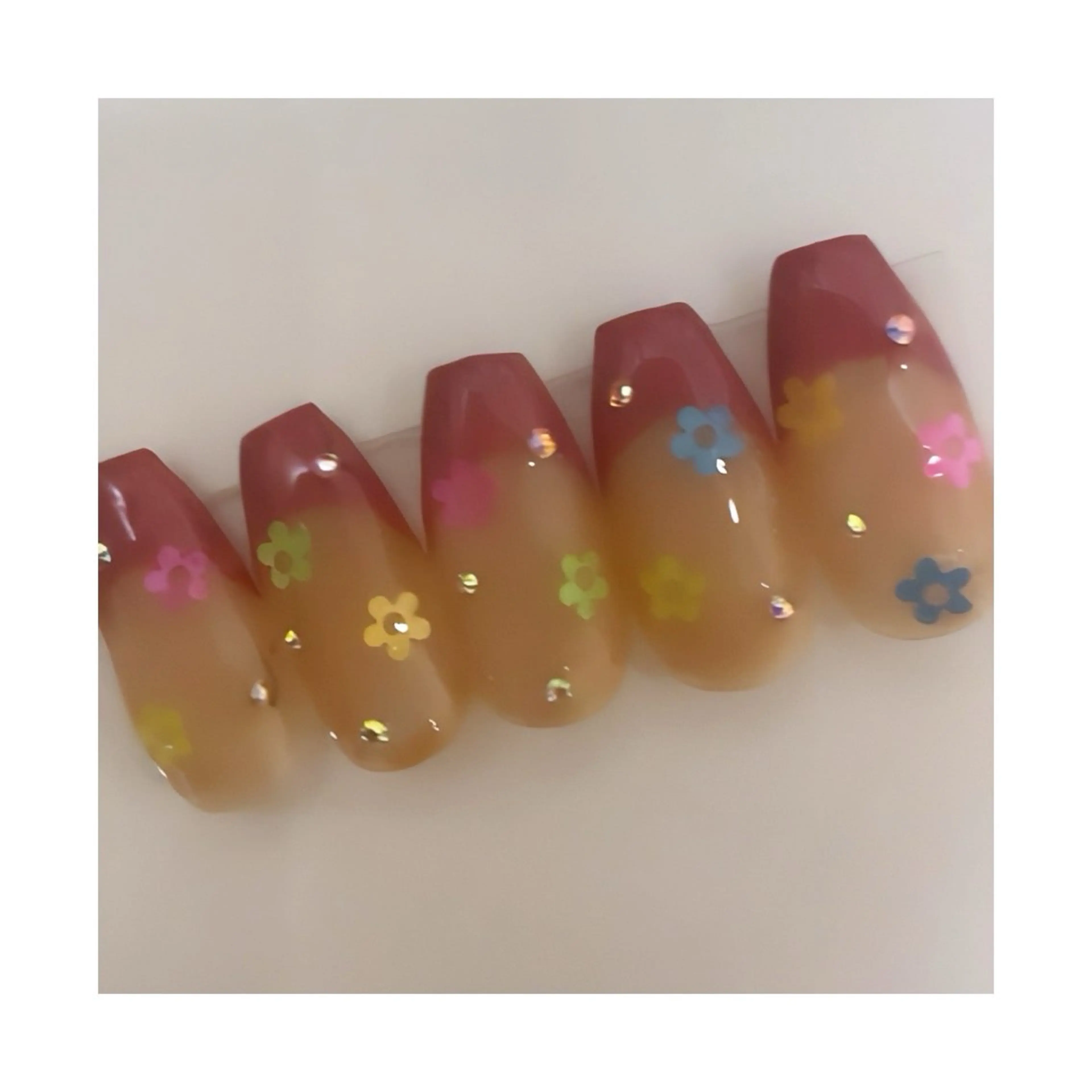 ネイル フラワーネイル フレンチネイル private nailsalonのネイルデザイン