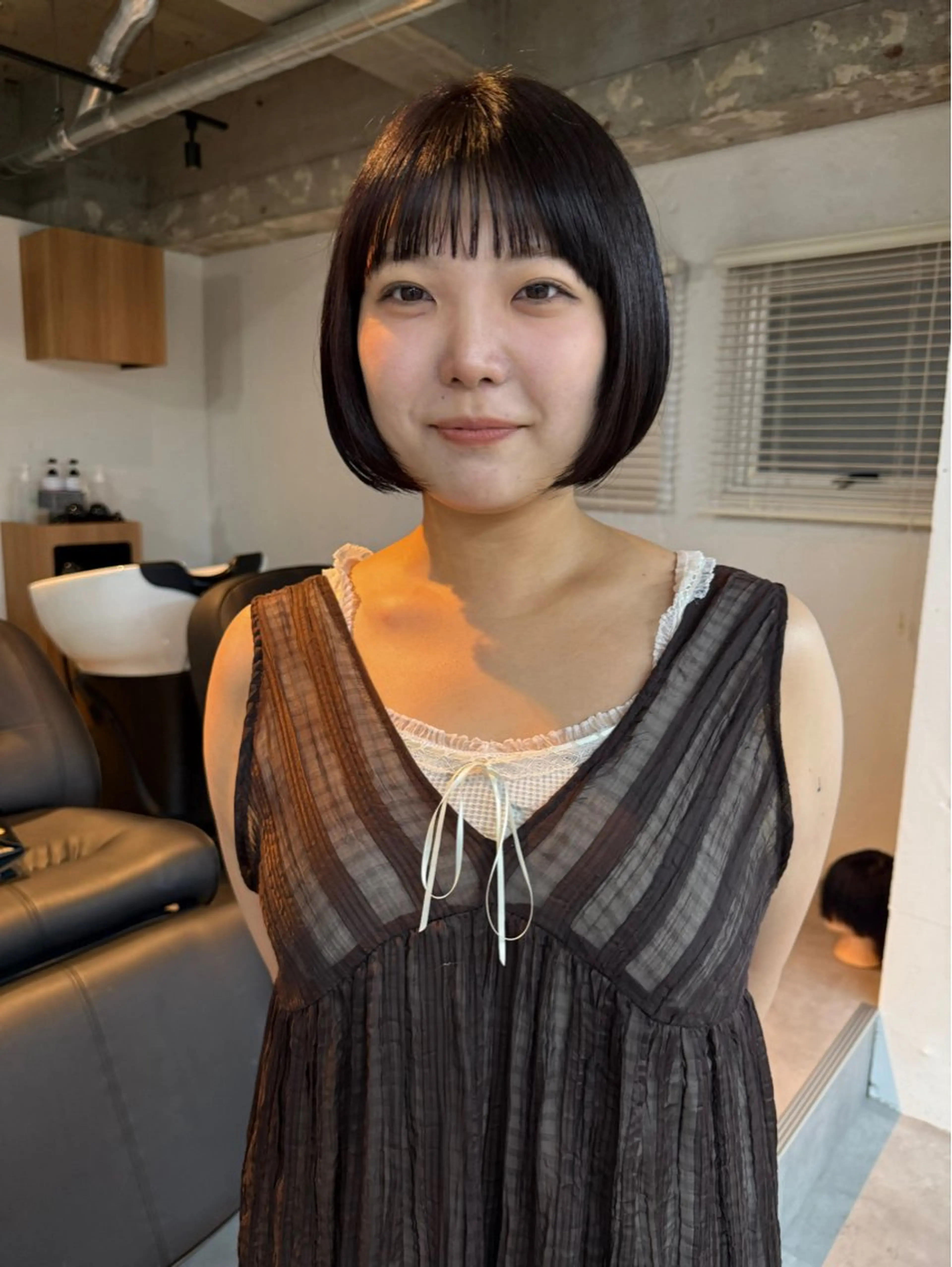 ショート ヘアカラー 𝗿 𝗶 𝗶 ／ナチュラルカラーのヘアスタイル