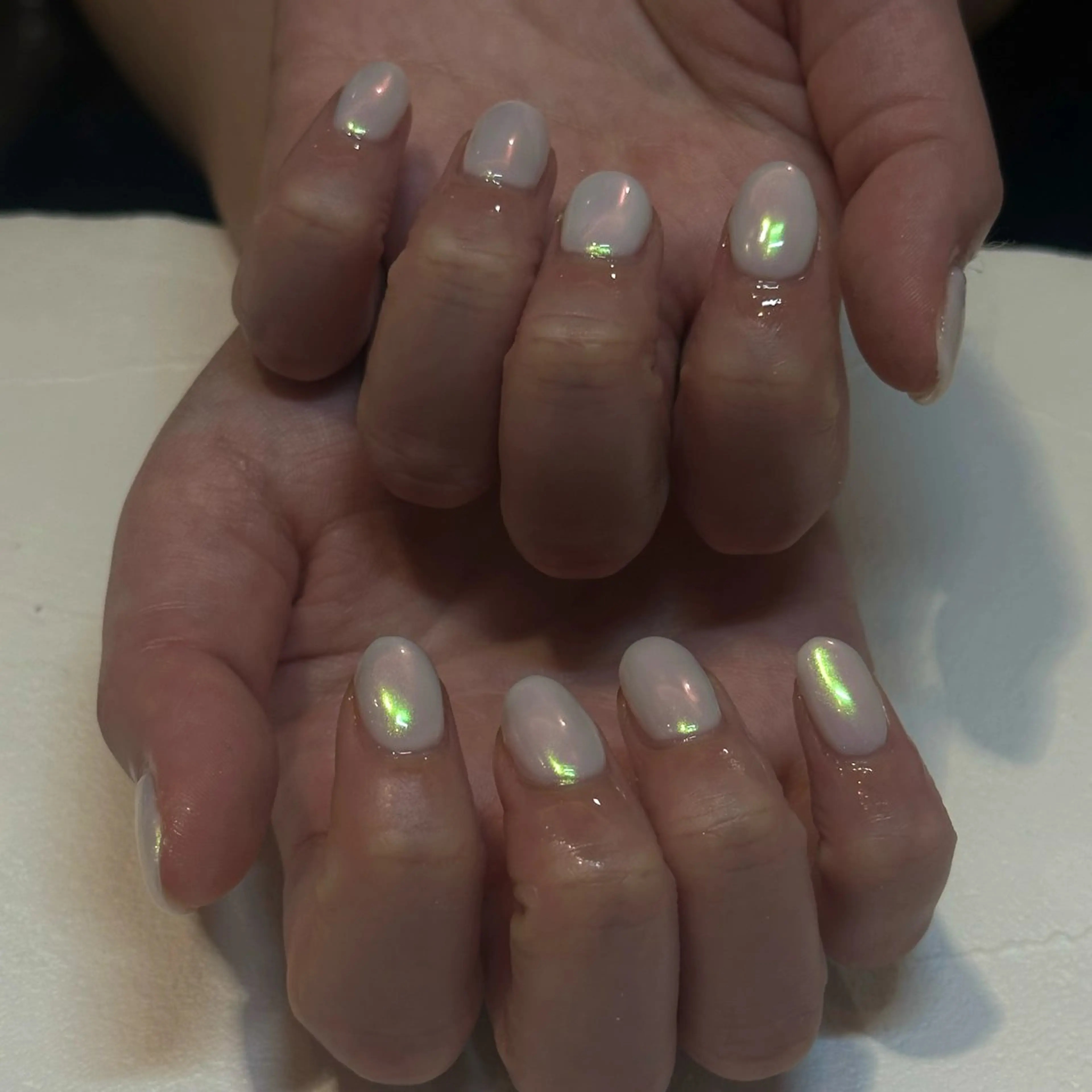 ネイル オーロラネイル ひらい さなのネイルデザイン