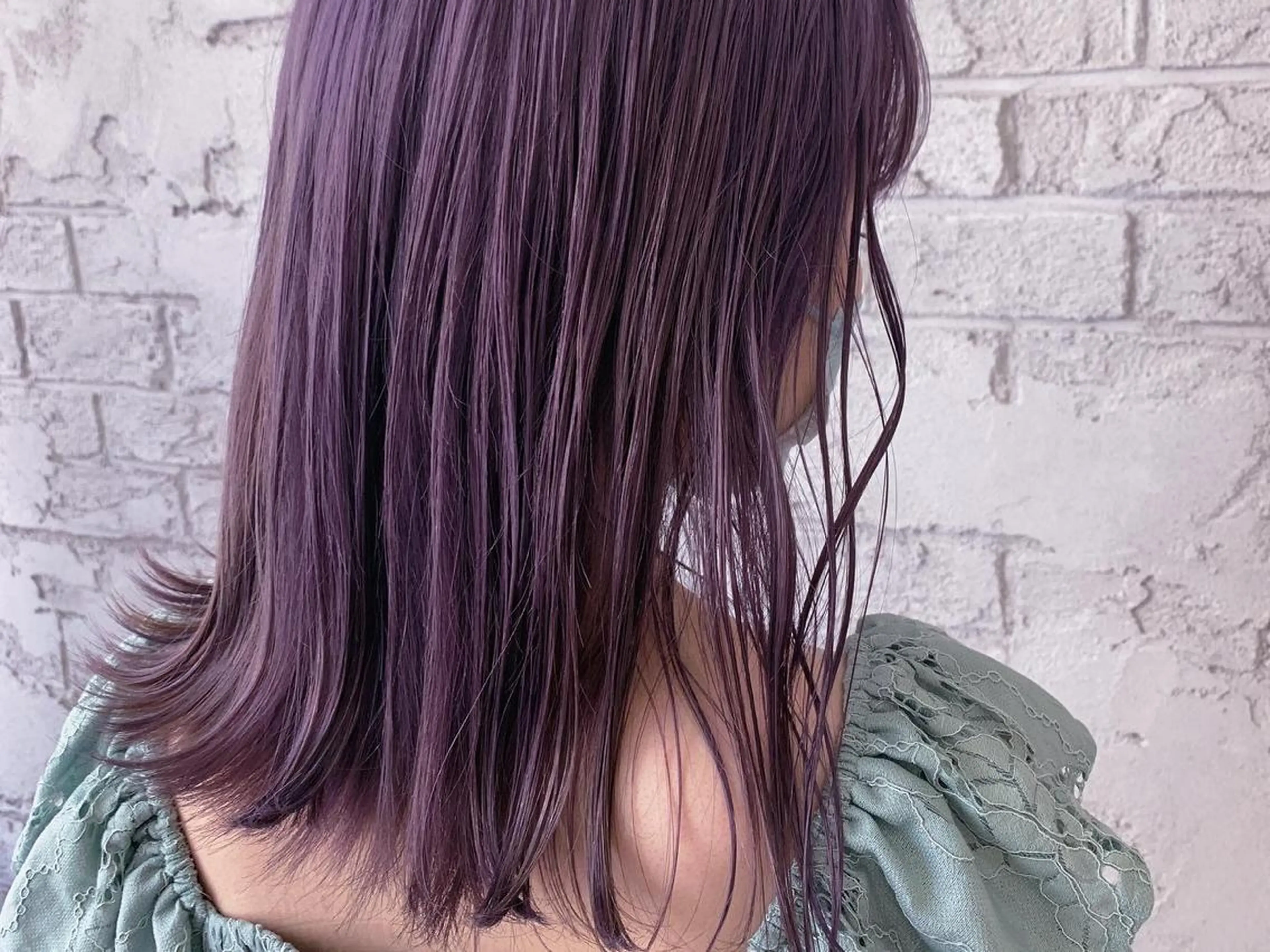 セミロング カラー ラベンダーカラー パープルカラー ハイライトカラー＆ ダブルカラー　田口のヘアスタイル