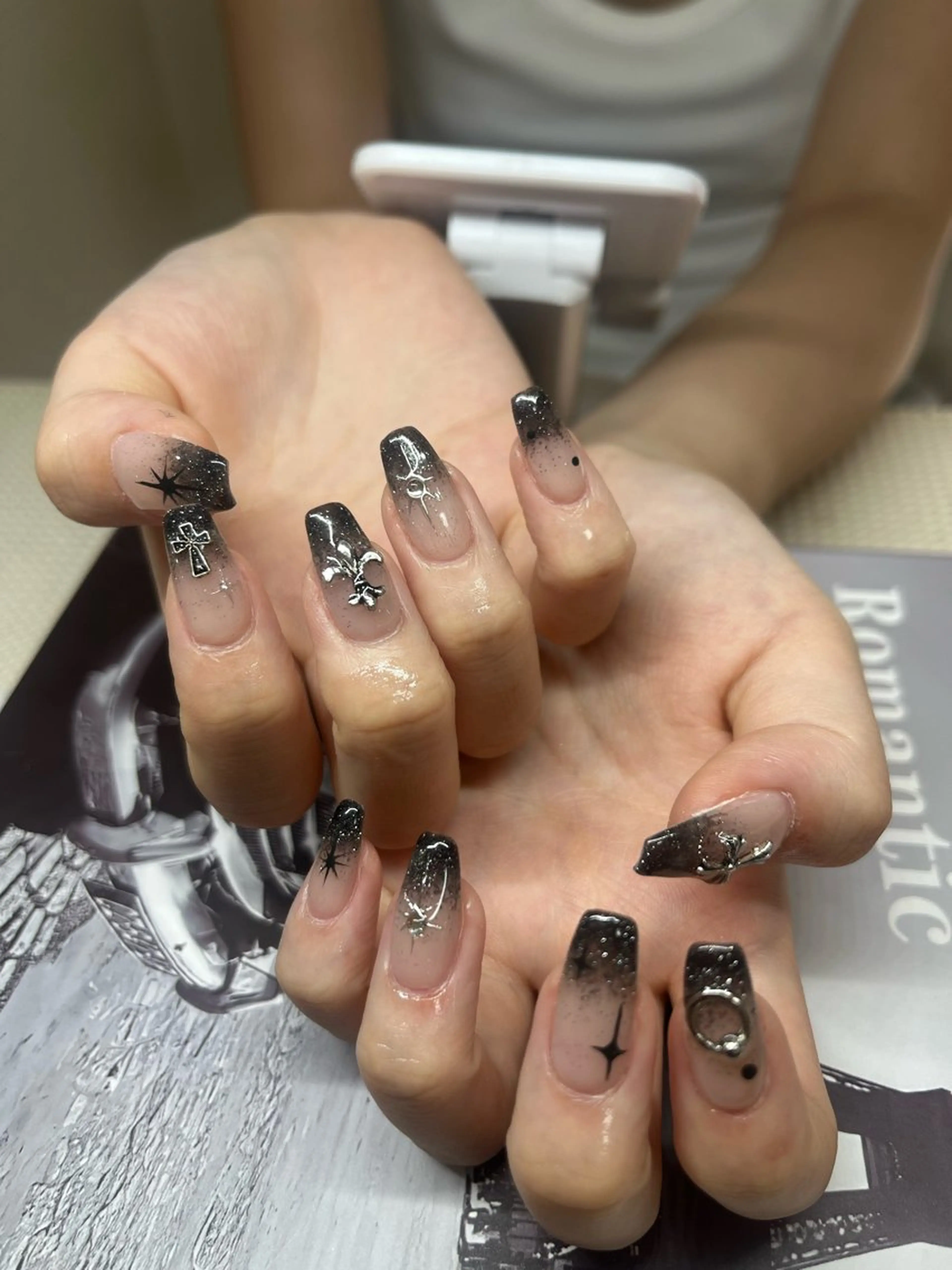ネイル ハンドネイル Rose Ana.Chuoのネイルデザイン