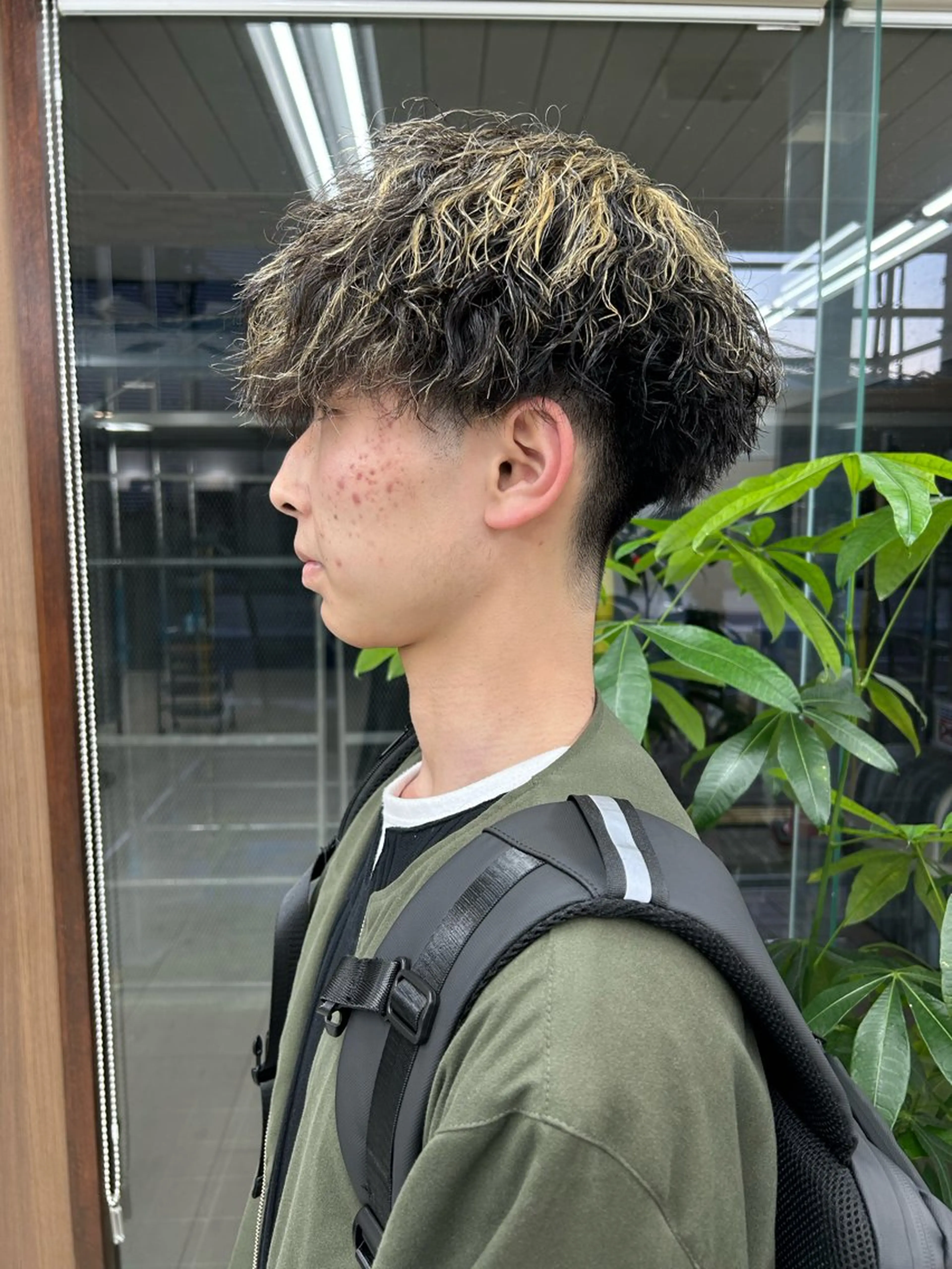ショート カラー パーマ メンズ メンズメッシュ メッシュ カット ヘアカラー パーマ メンズパーマの達人 /タカシマダイスケのヘアスタイル