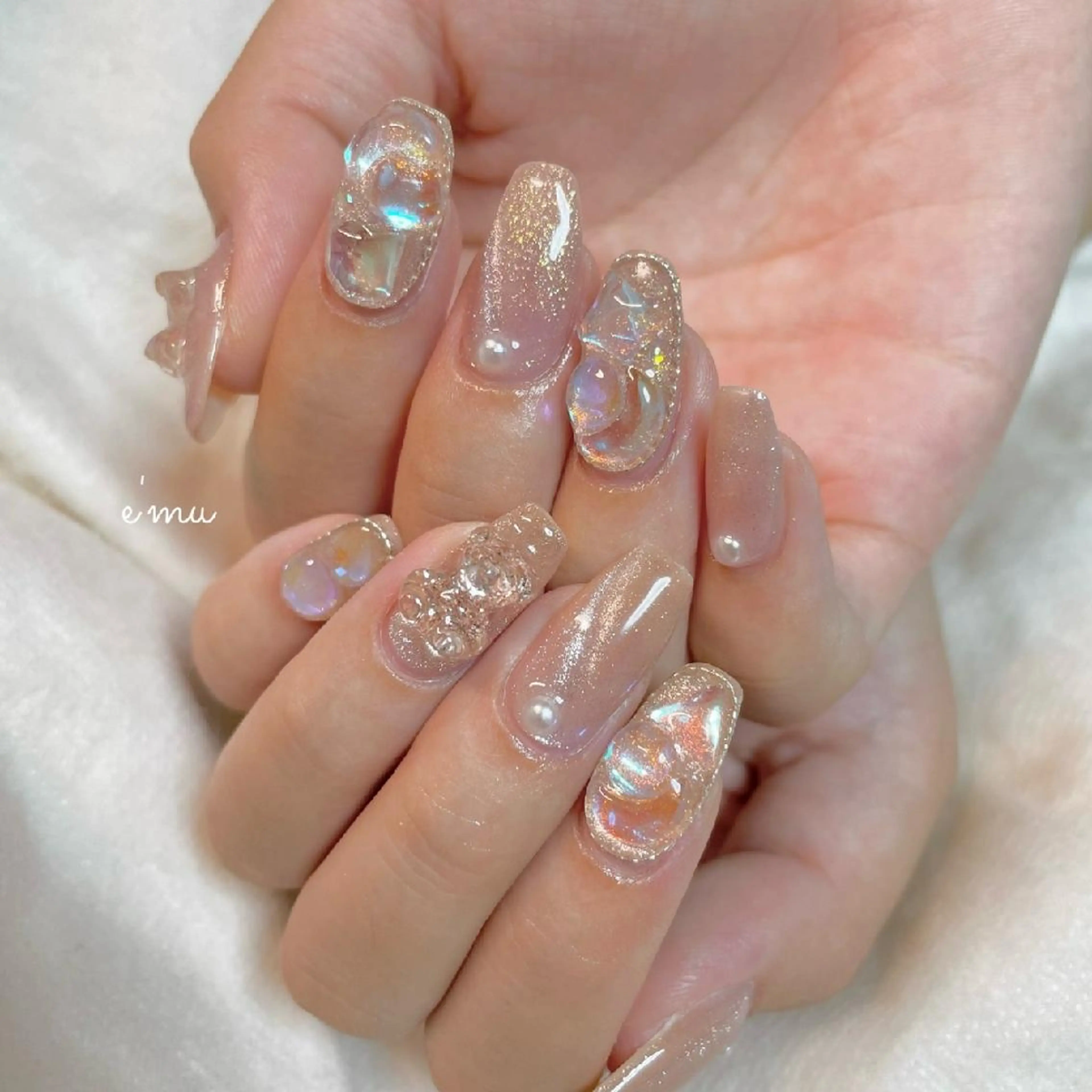 ネイル 氷ネイル・うるうるネイル 韓国ネイル マグネットネイル nail salon e'mu💐のネイルデザイン
