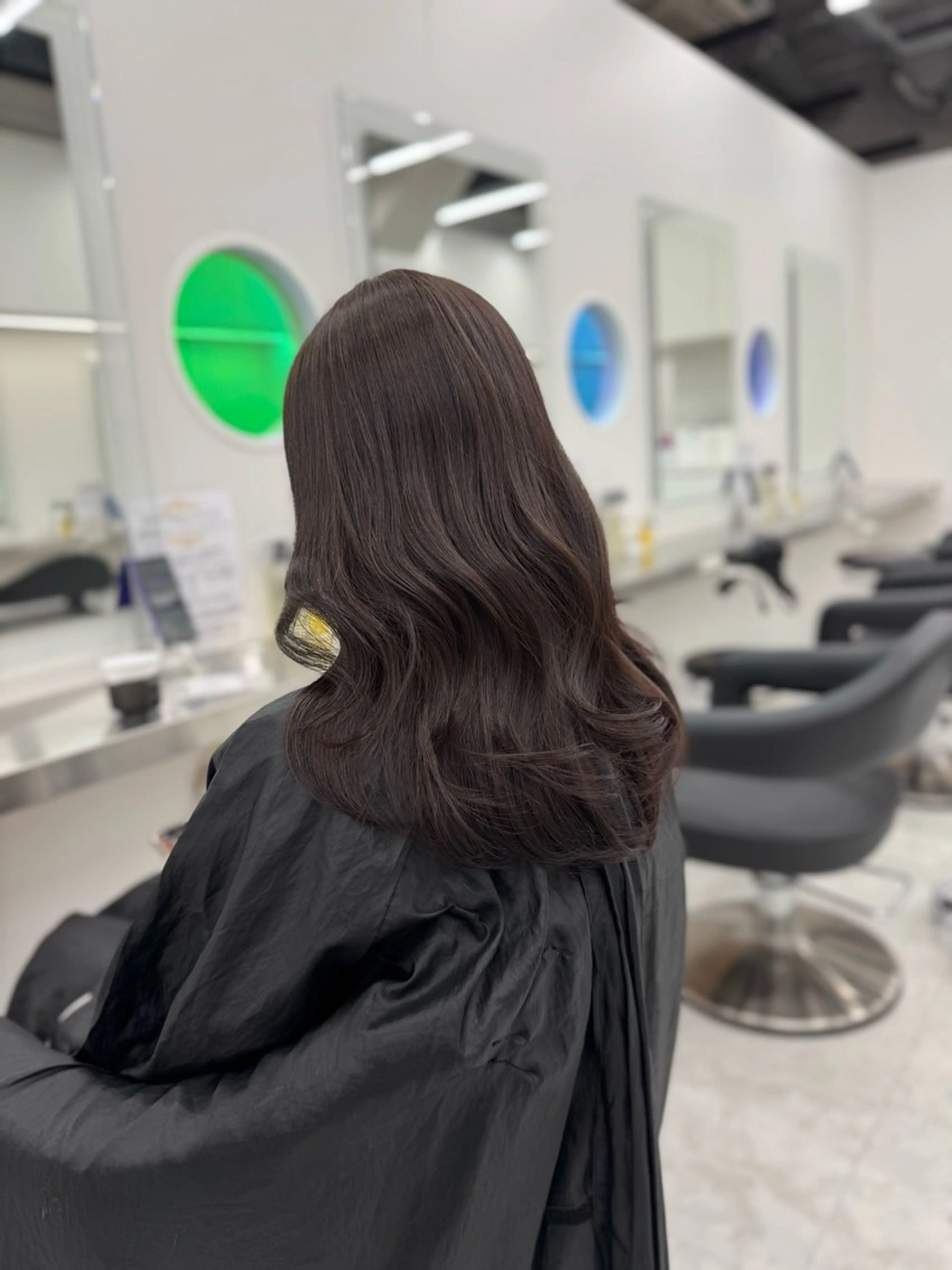 セミロング カラー ヘアカラー トリートメント ブリーチなし🤍透明 感カラー🤍しゅうじのヘアスタイル