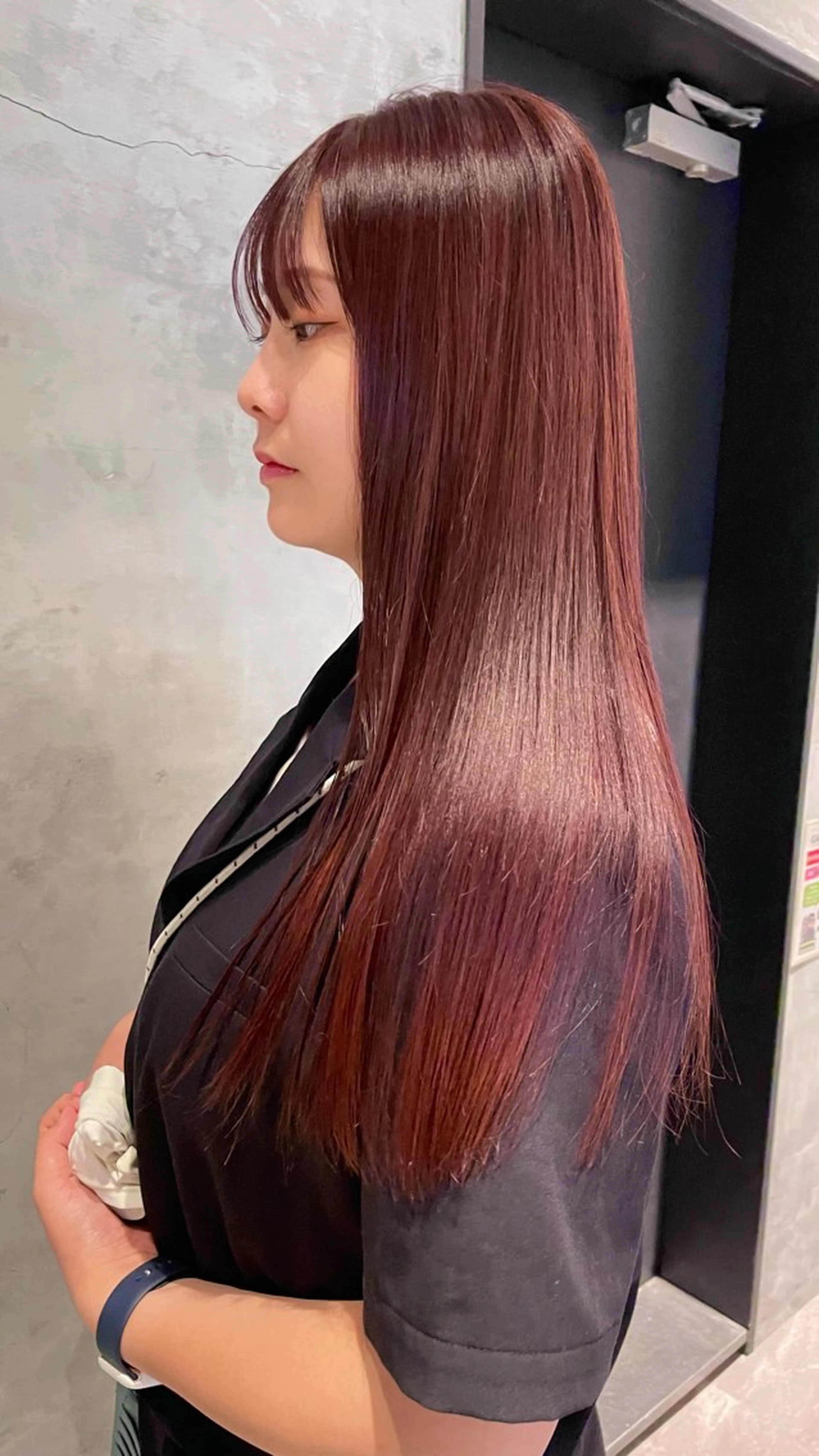 ミディアム カラー ヘアアレンジ 暖色ダブルカラーボブ レイヤー🌈AINAのヘアスタイル