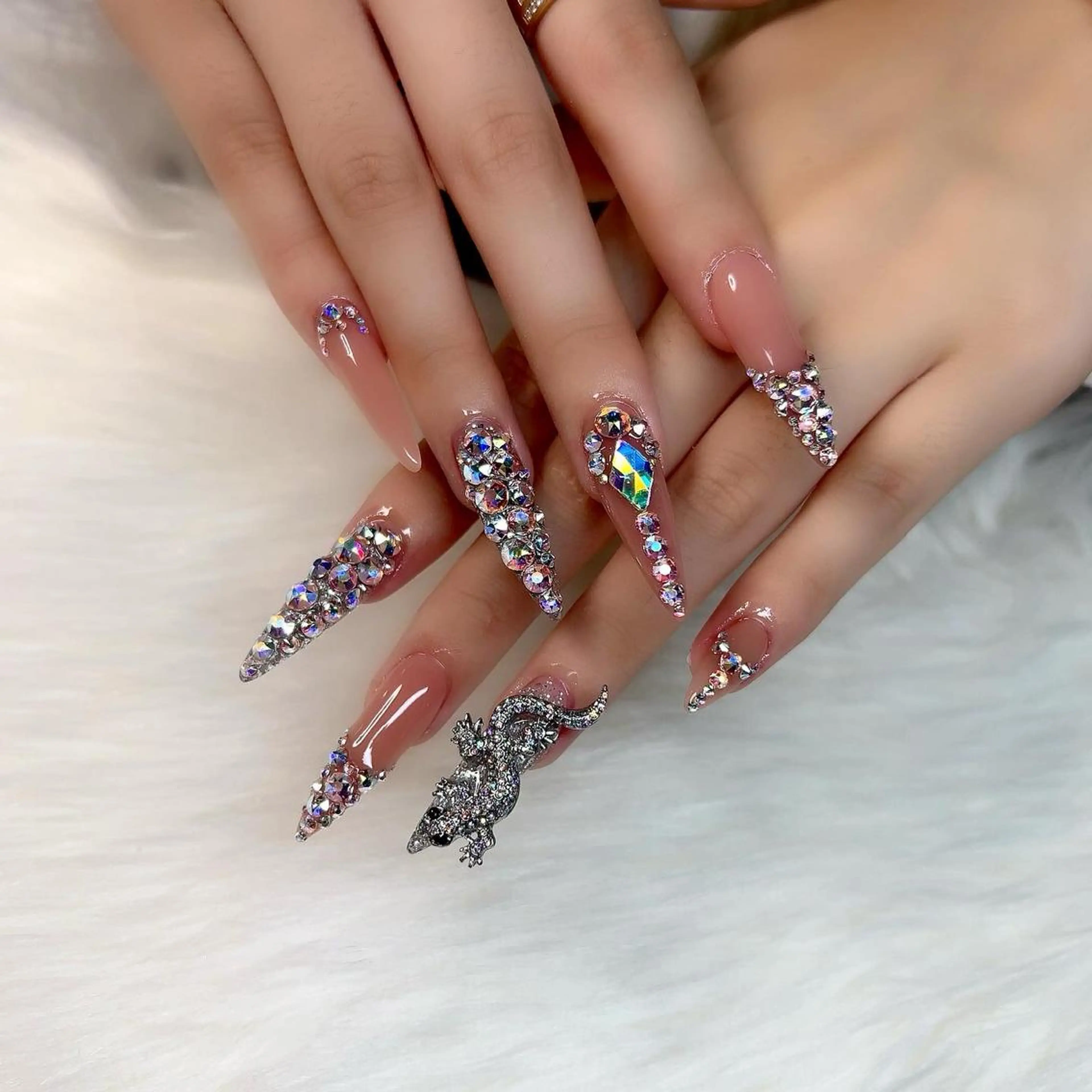 ロング ネイル nail salon azuのネイルデザイン