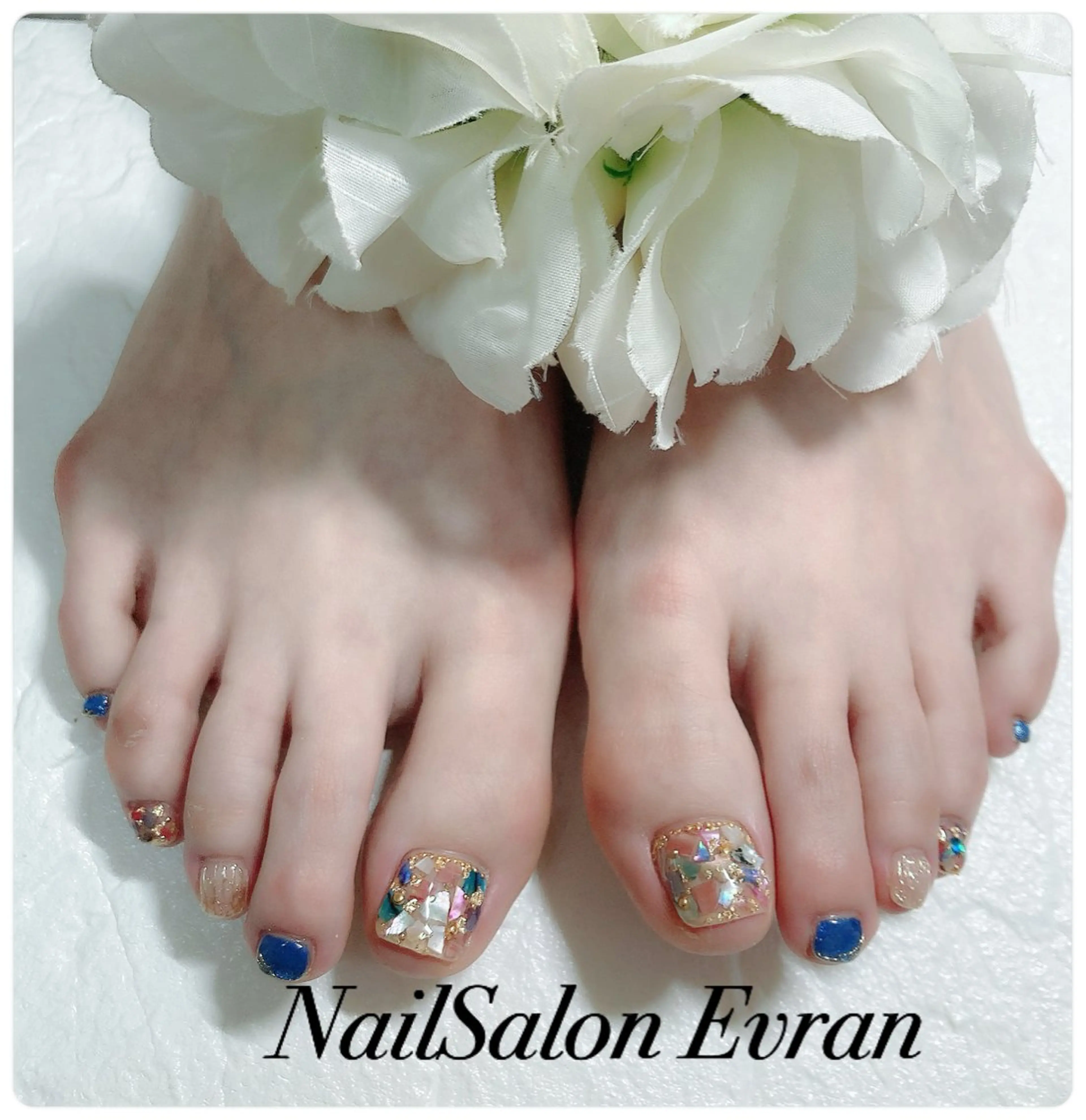 ネイル アートネイル ジェルネイル ワンカラーネイル シンプルネイル フットネイル Nail salon Evranのネイルデザイン