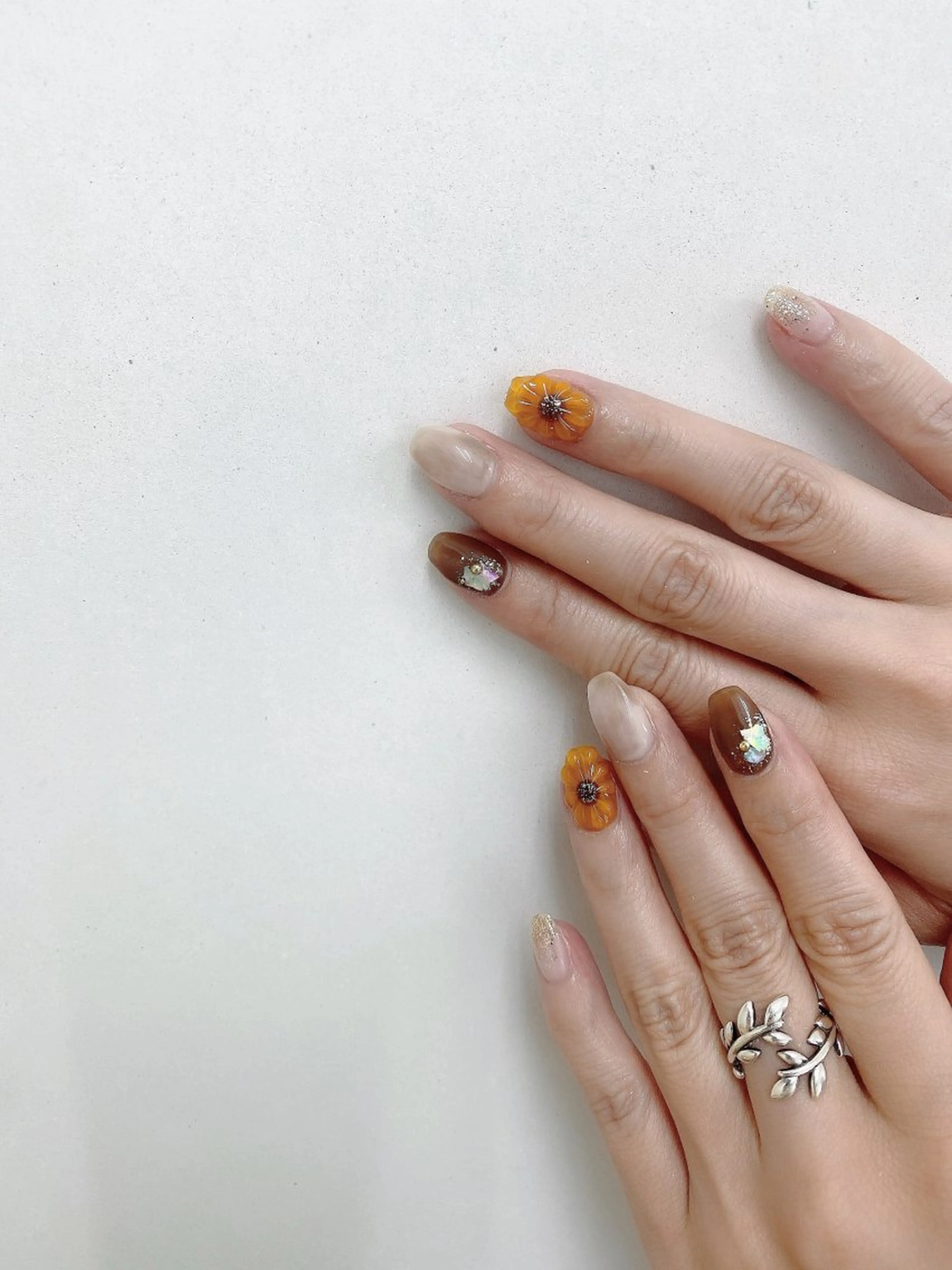 ミディアム ハンドネイル le lien nailのネイルデザイン