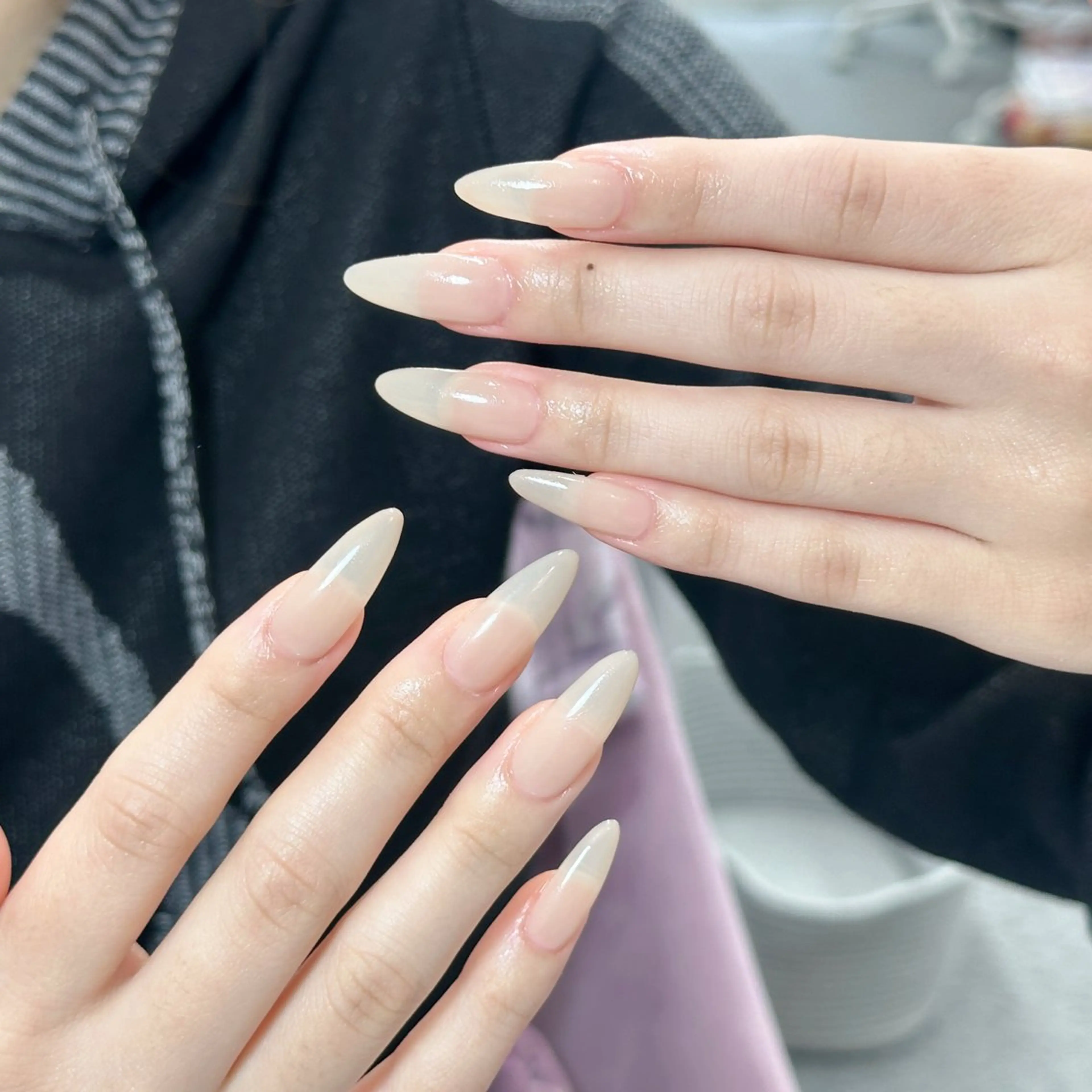 ロング ハンドネイル NOA NAILのネイルデザイン