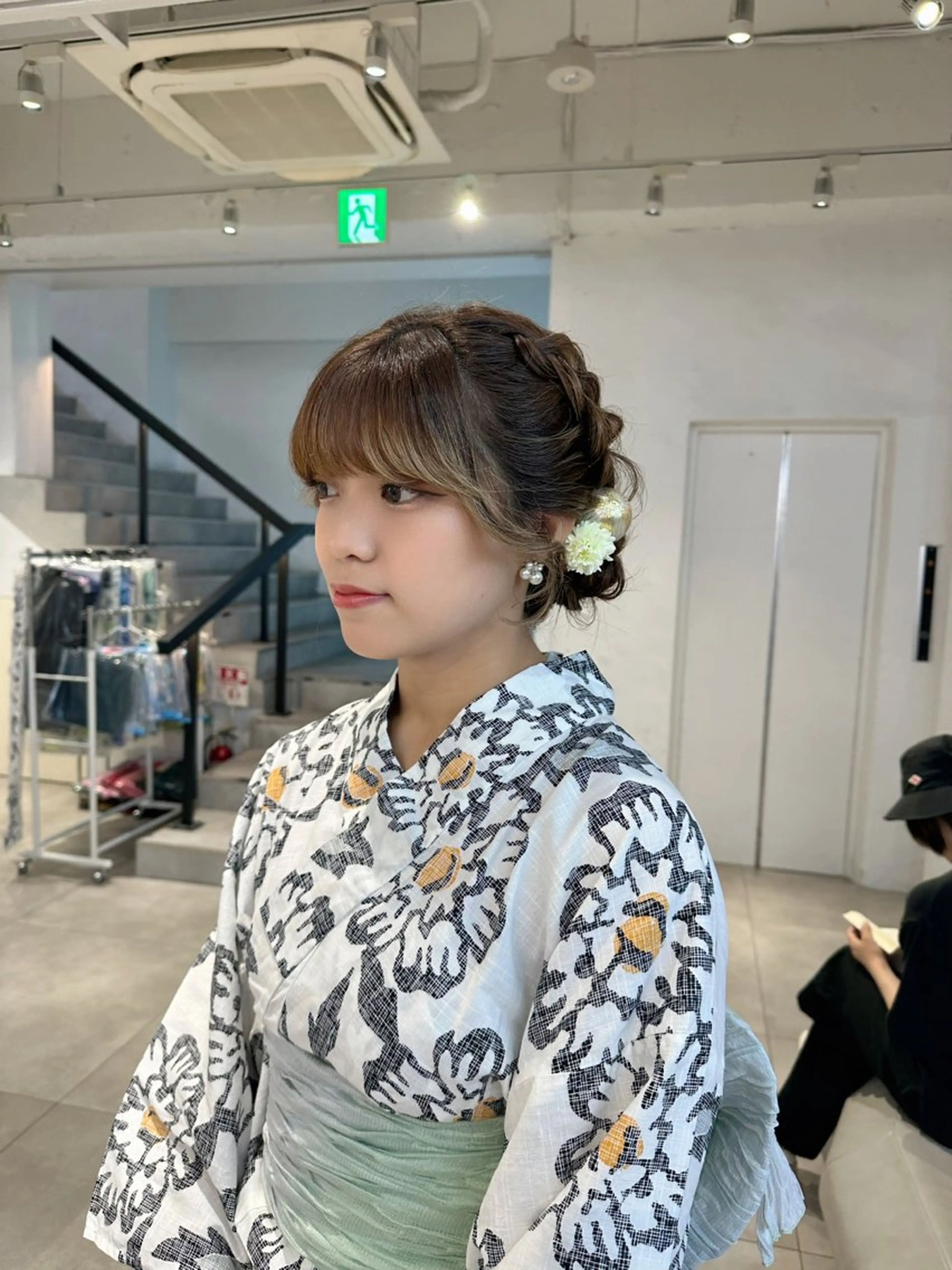 カラー ヘアアレンジ ネイル 浴衣 ハイトーン特化 pepe🎀のヘアスタイル