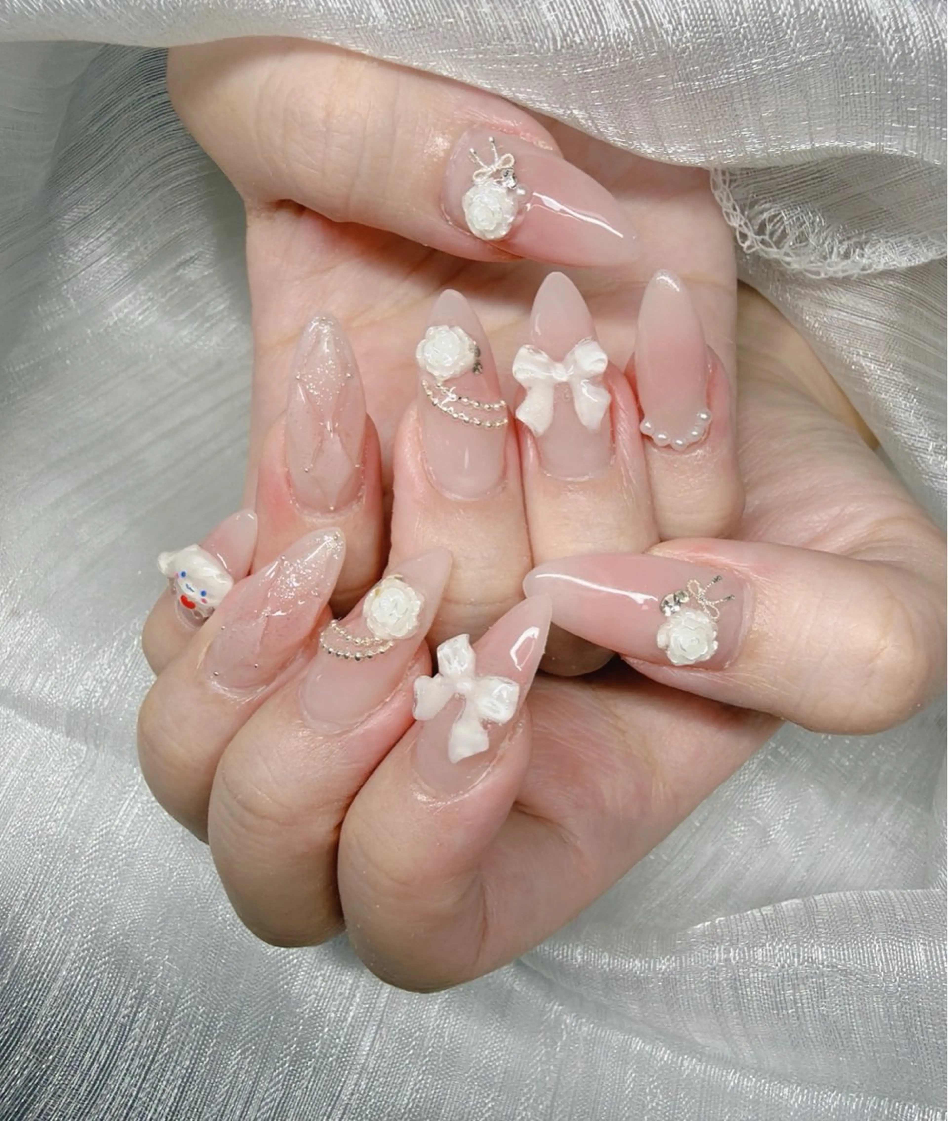 ネイル 長さ出し グラデーション 卒業式 キラキラネイル マグネットネイル ハンドネイル Lee Nailsのネイルデザイン