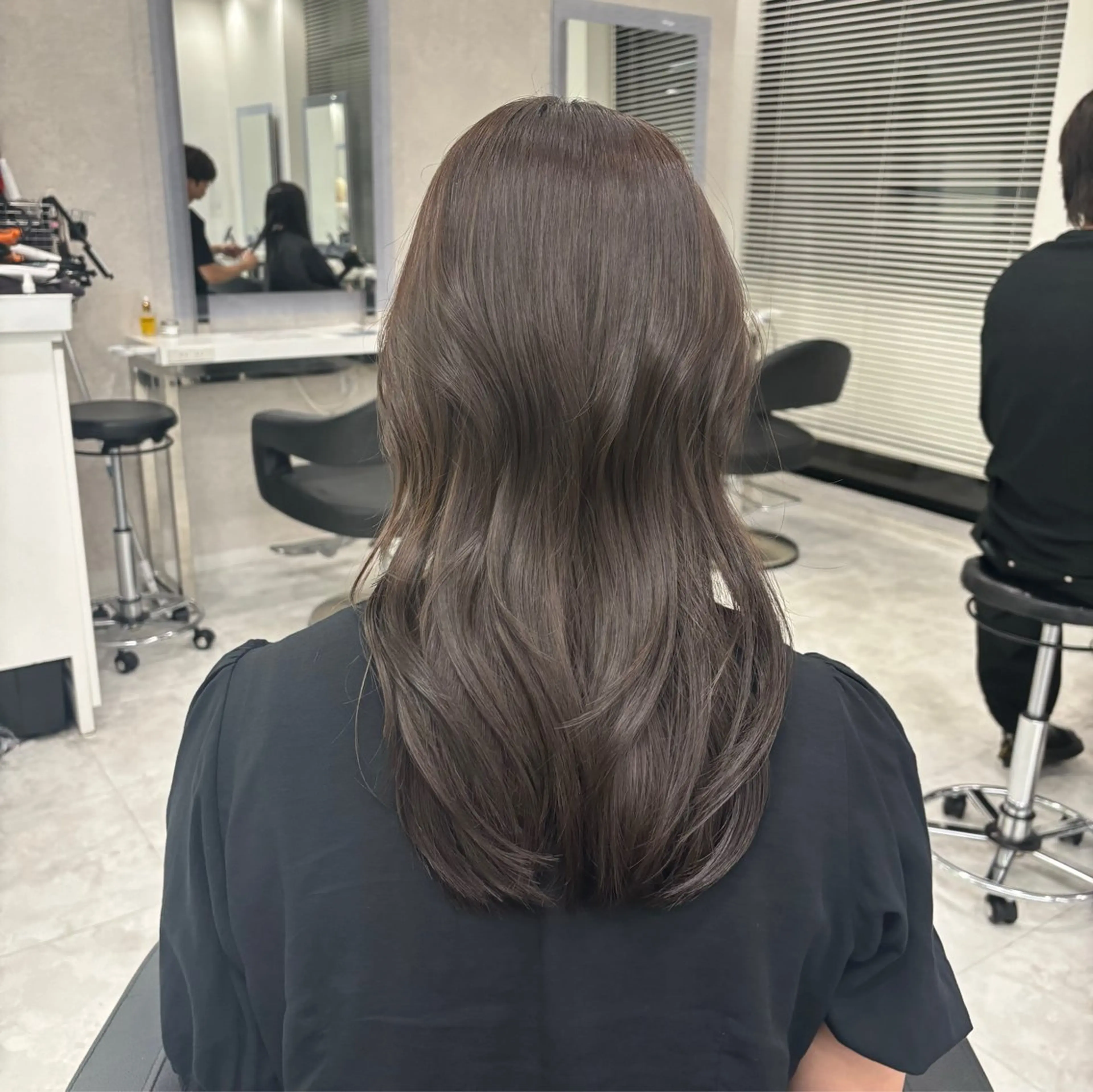 ミディアム ヘアカラー トリートメント ヘッドスパ 大人っぽ上品🤍韓国 レイヤー🤍ふうがのヘアスタイル