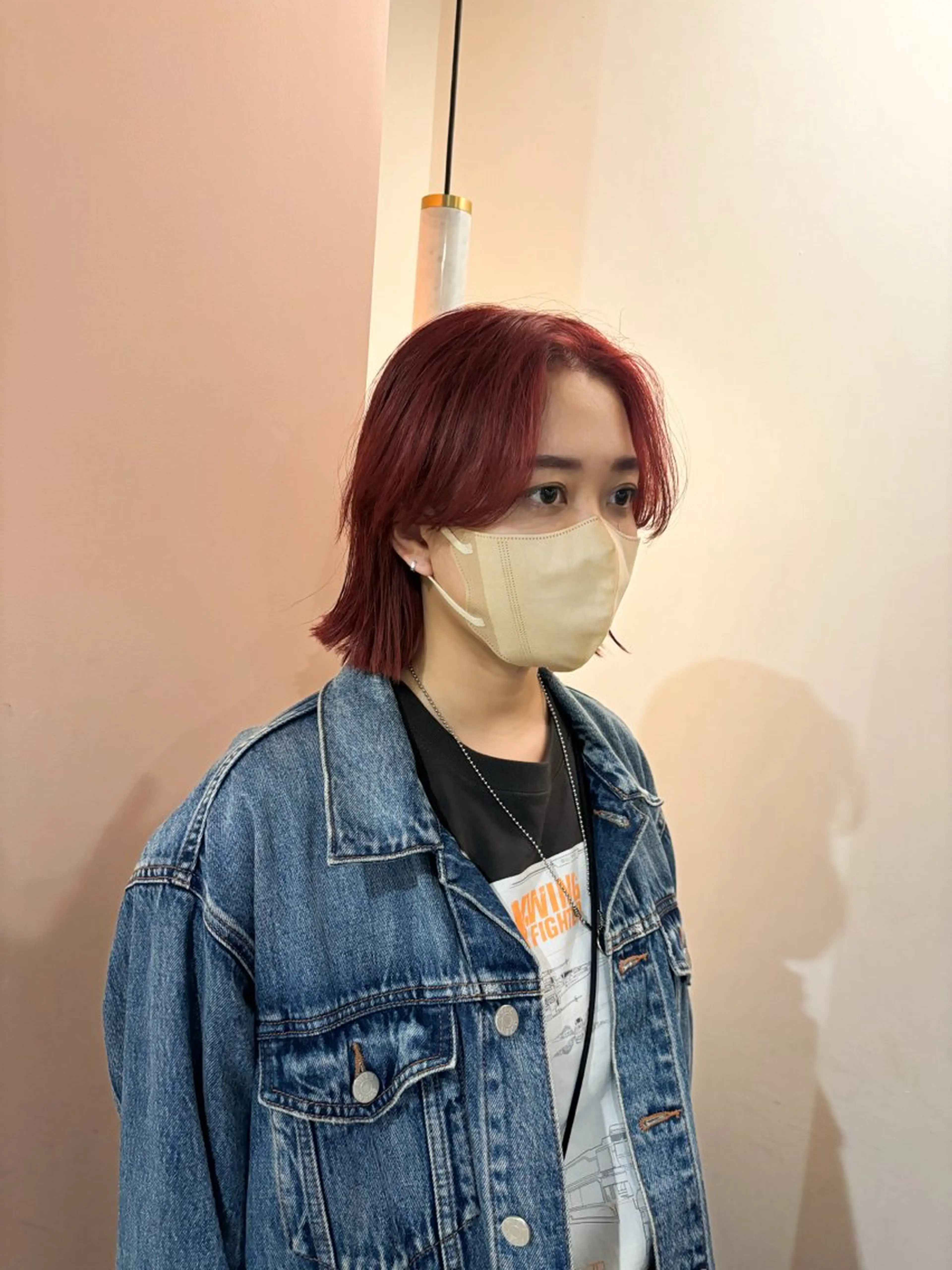 ミディアム カラー ブリーチ ボルドーカラー ボブ サイドバング カット ヘアカラー Takuma✨中目 ショート　ボブのヘアスタイル