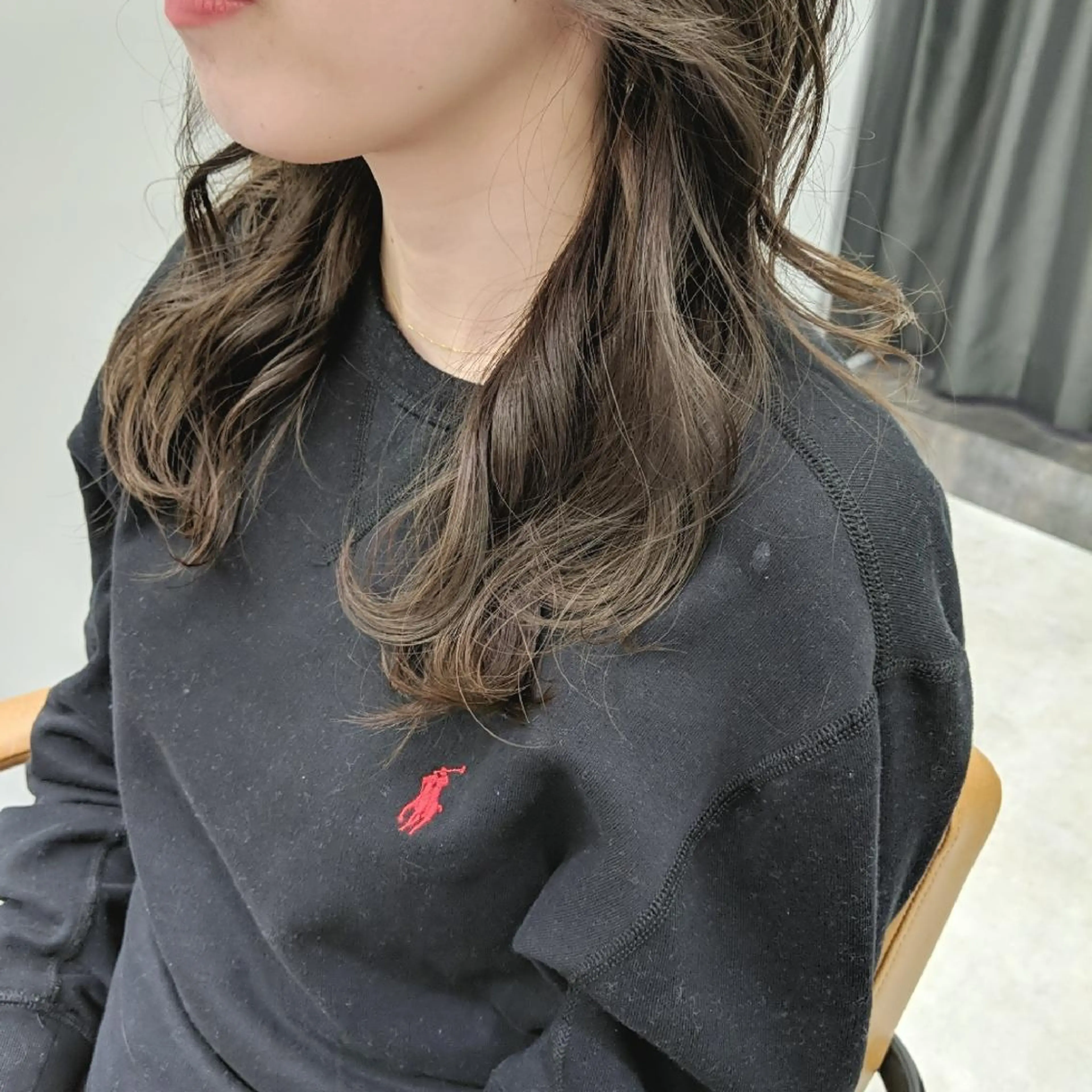 ロング 韓国風ヘア レイヤーカット リア （まつげパーマ）のマツエク・マツパデザイン
