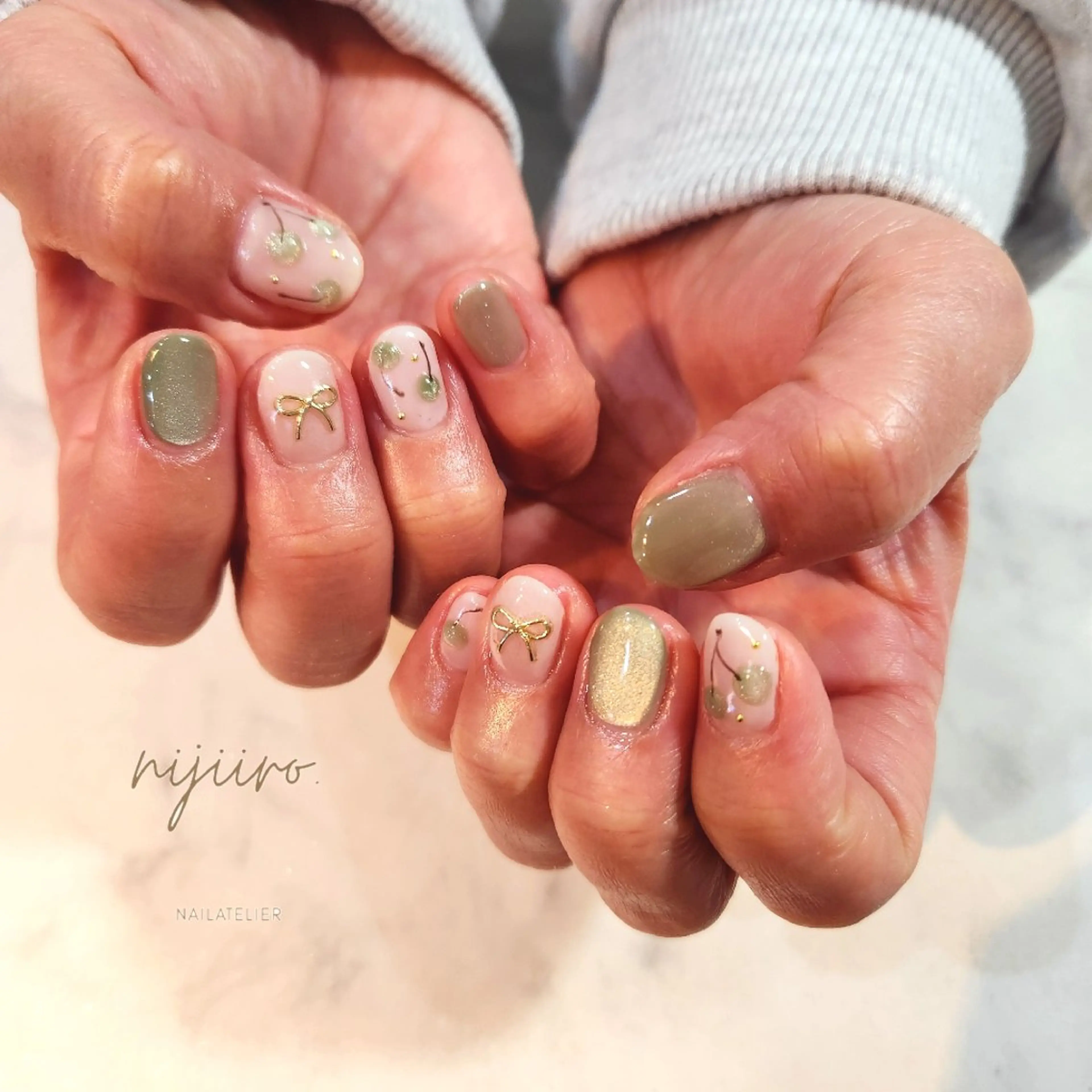 ネイル ハンドネイル nailatelier nijiiro.所属・nijiiro🌈 サトウのネイルデザイン