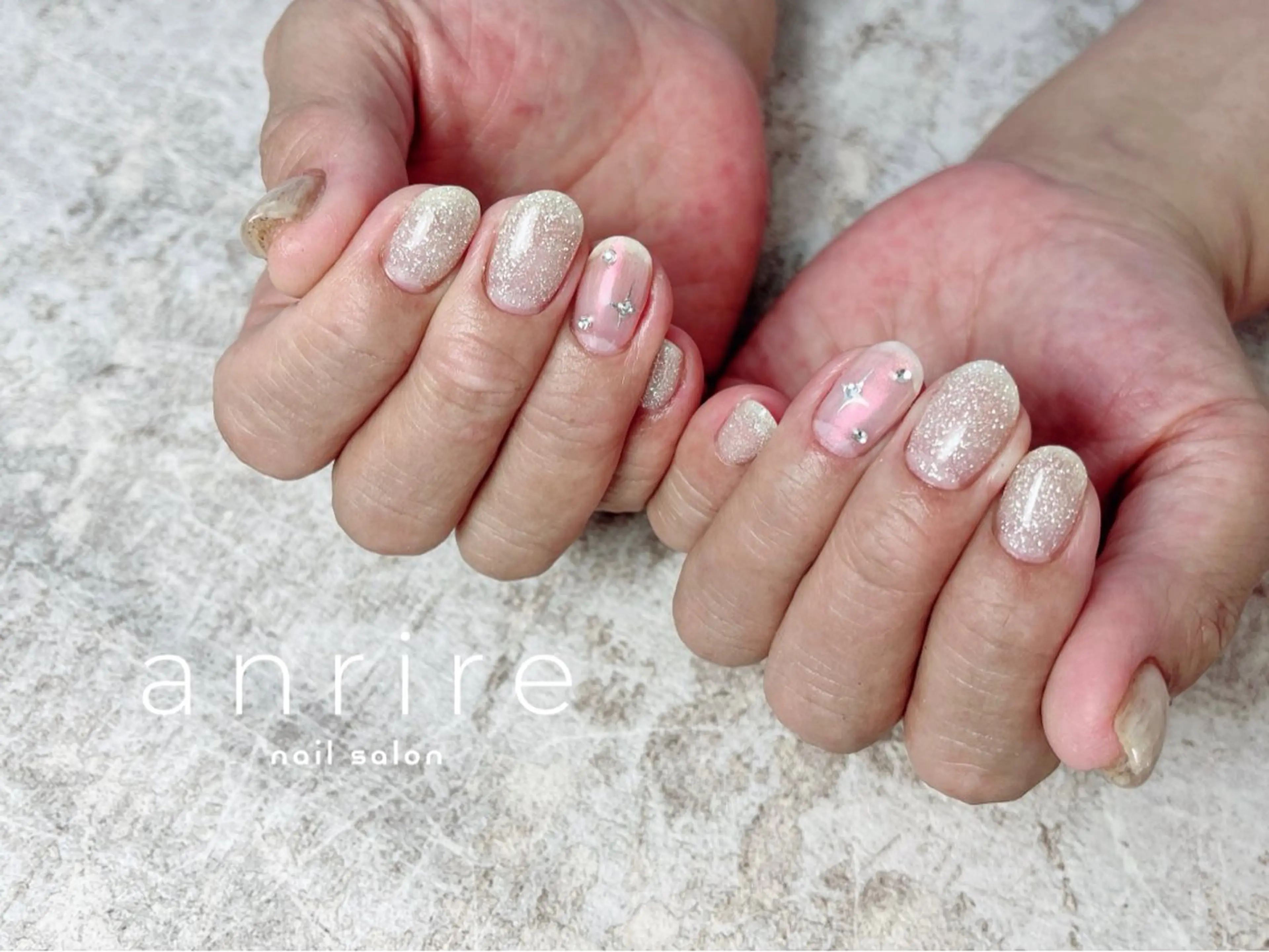 ネイル フラッシュネイル ジェルネイル キラキラネイル ミラーネイル オフィスネイル ハンドネイル nail salon anrire〜アンリール〜所属・nailsalon anrireのネイルデザイン