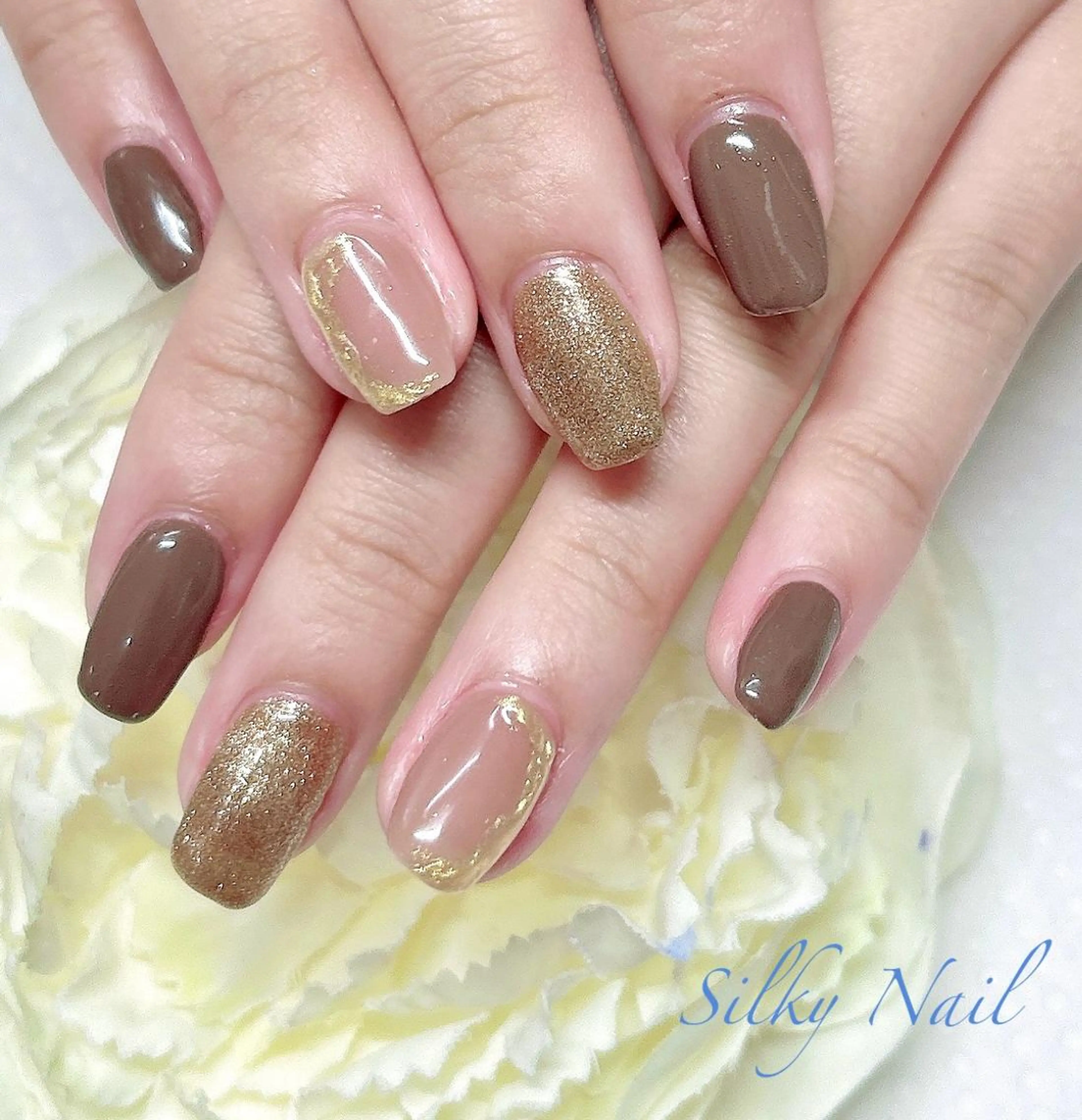 ネイル Silky_nail Sの眉毛・アイブロウイメージ