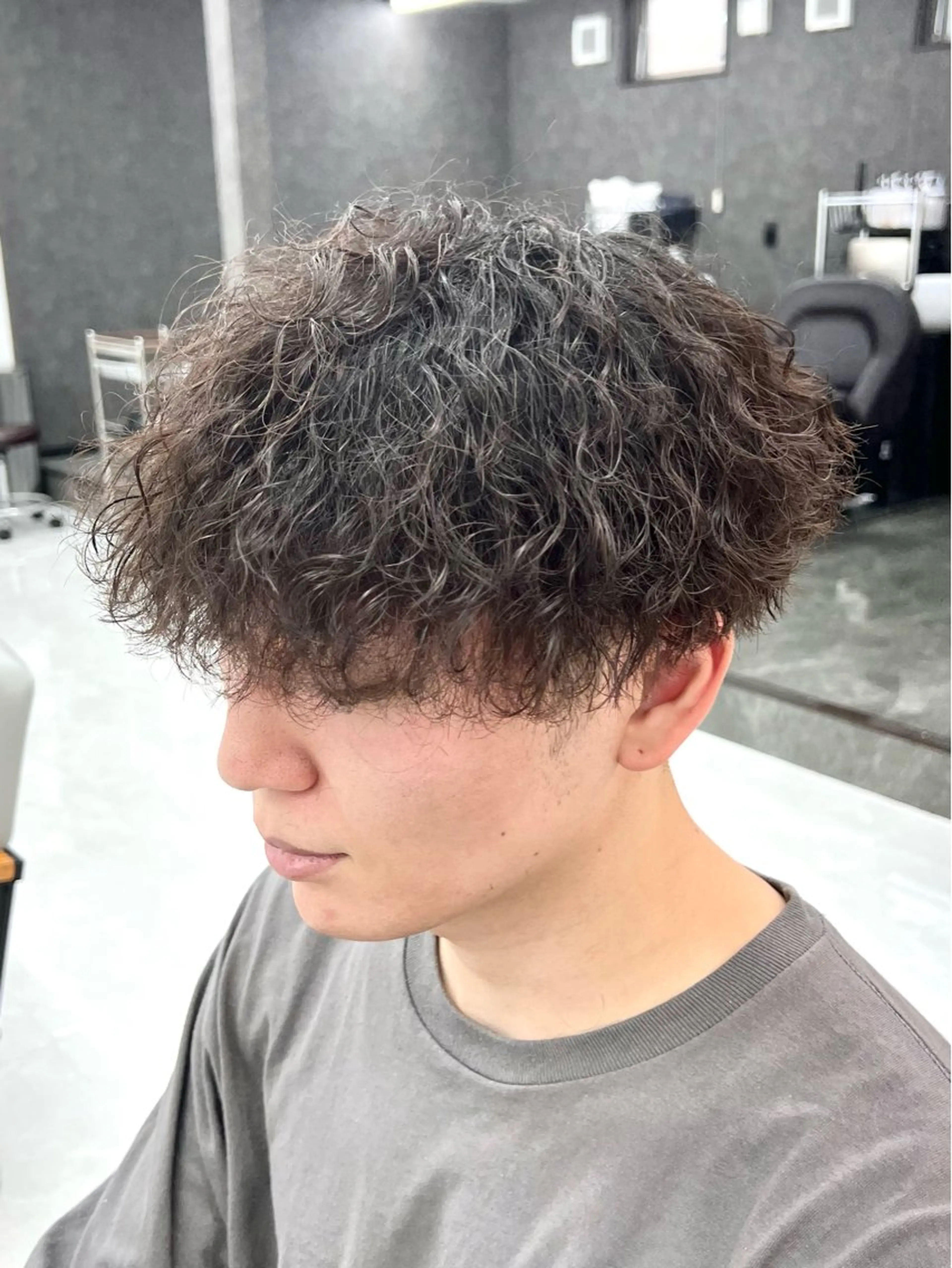 ショート パーマ ヘアアレンジ メンズ メンズパーマ 波巻きパーマ カット パーマ 飛田 楓信のヘアスタイル