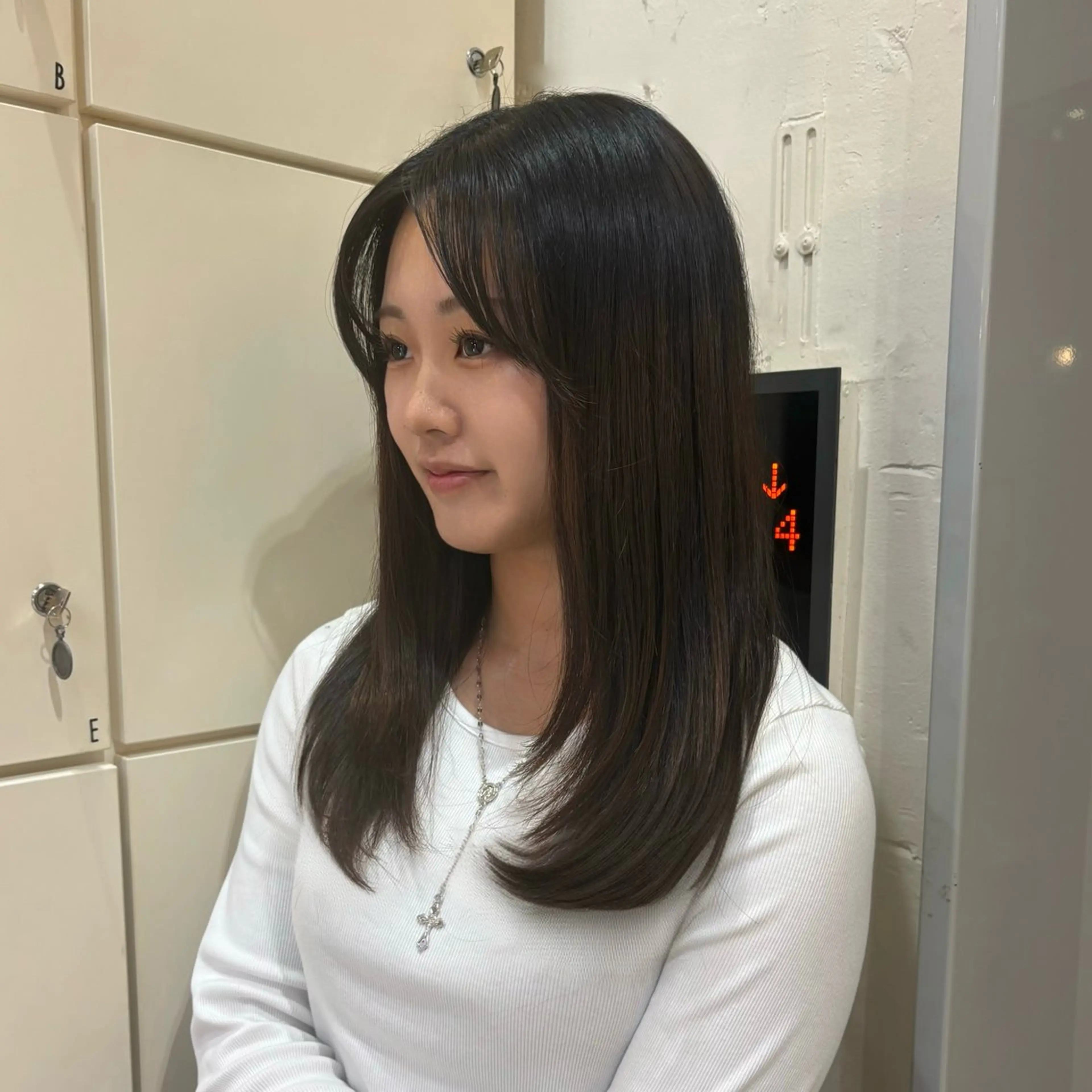 ロング seek next アヤノのヘアスタイル