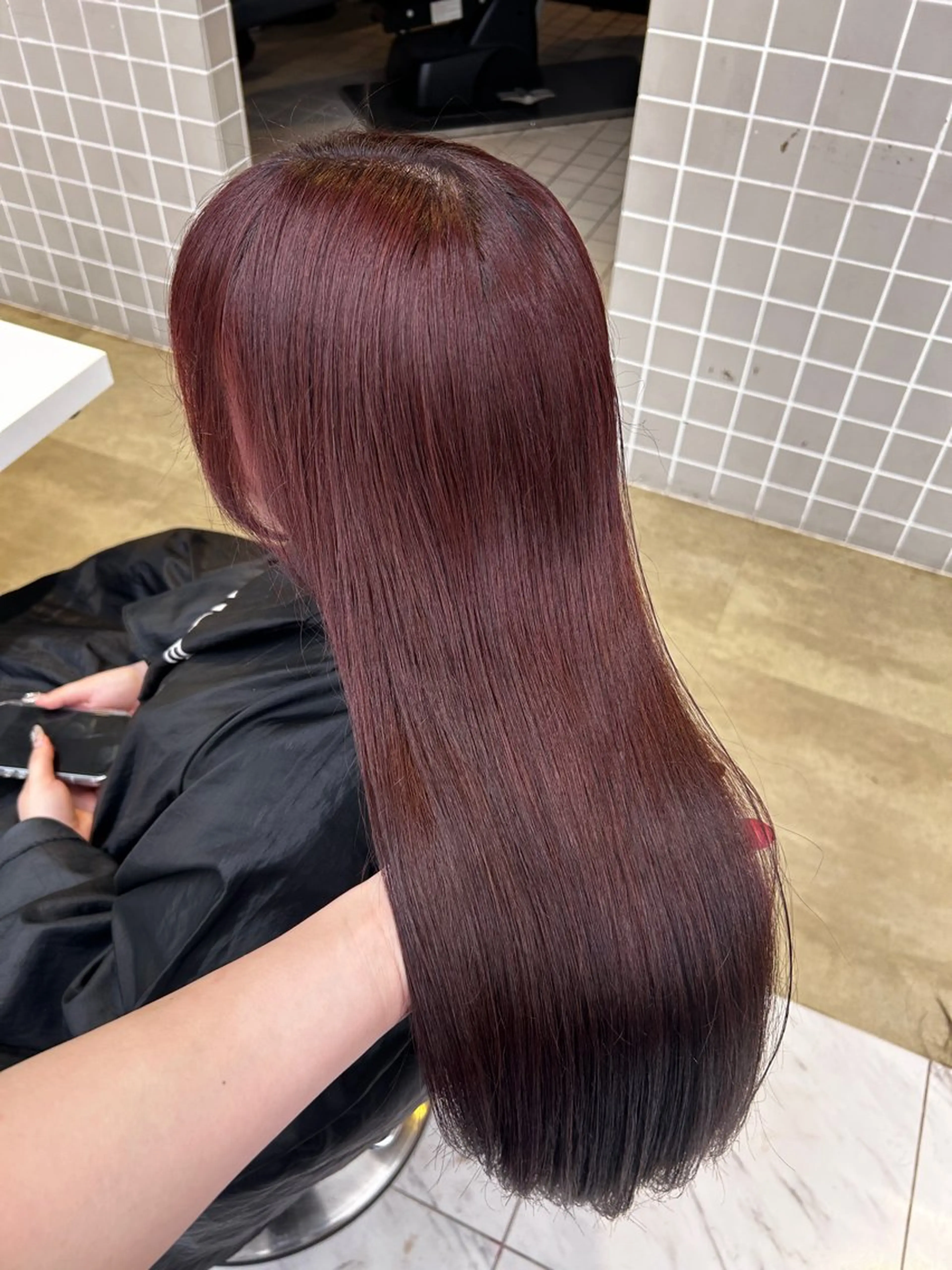 ロング カラー パーマ ヘアアレンジ ヘアカラー 🤍レイヤーカット/ ベージュヘア🤍のヘアスタイル