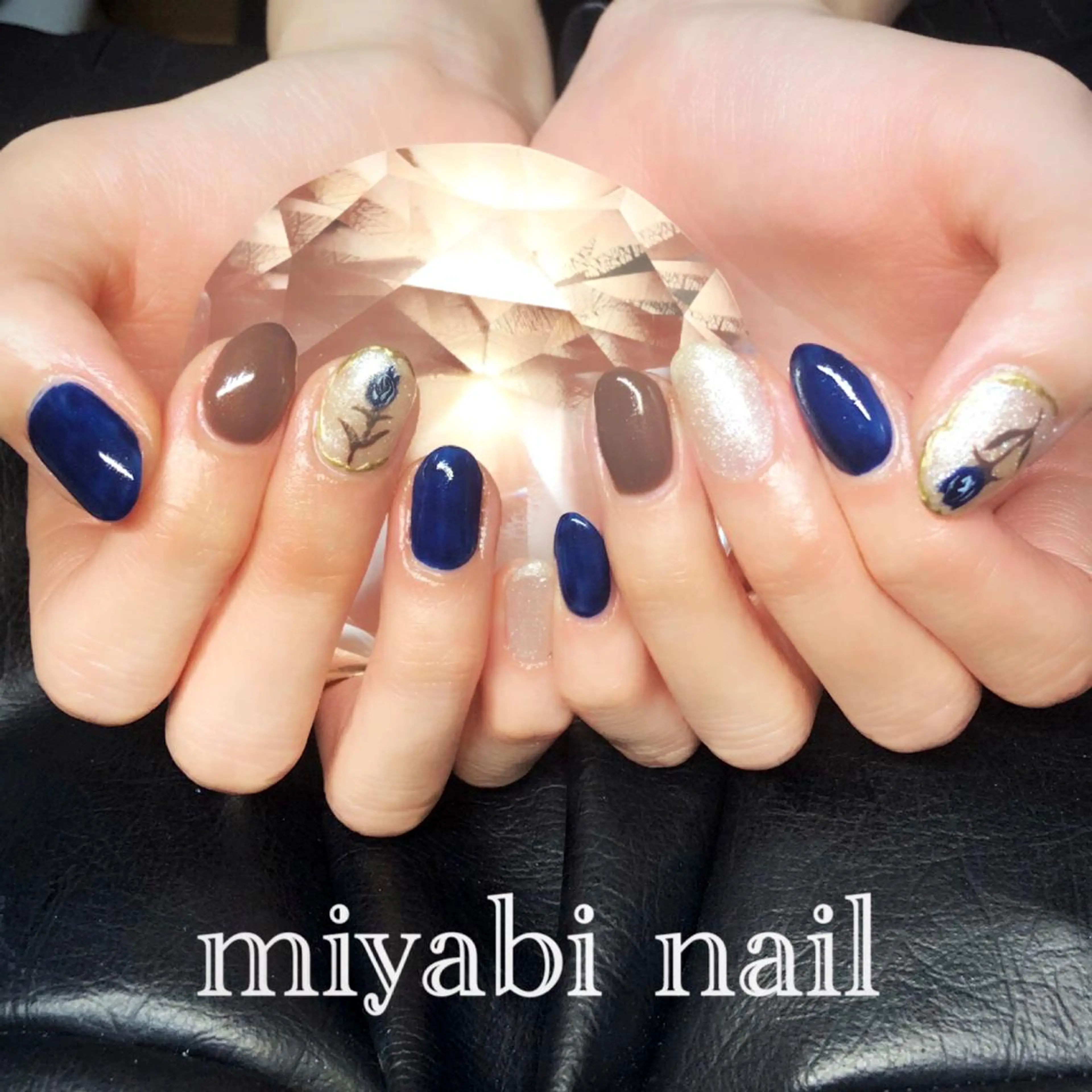 ネイル アートネイル ブルー ブラウン ゴールド 持ち込み ハンドネイル miyabi nail 桂川駅近くのネイルデザイン