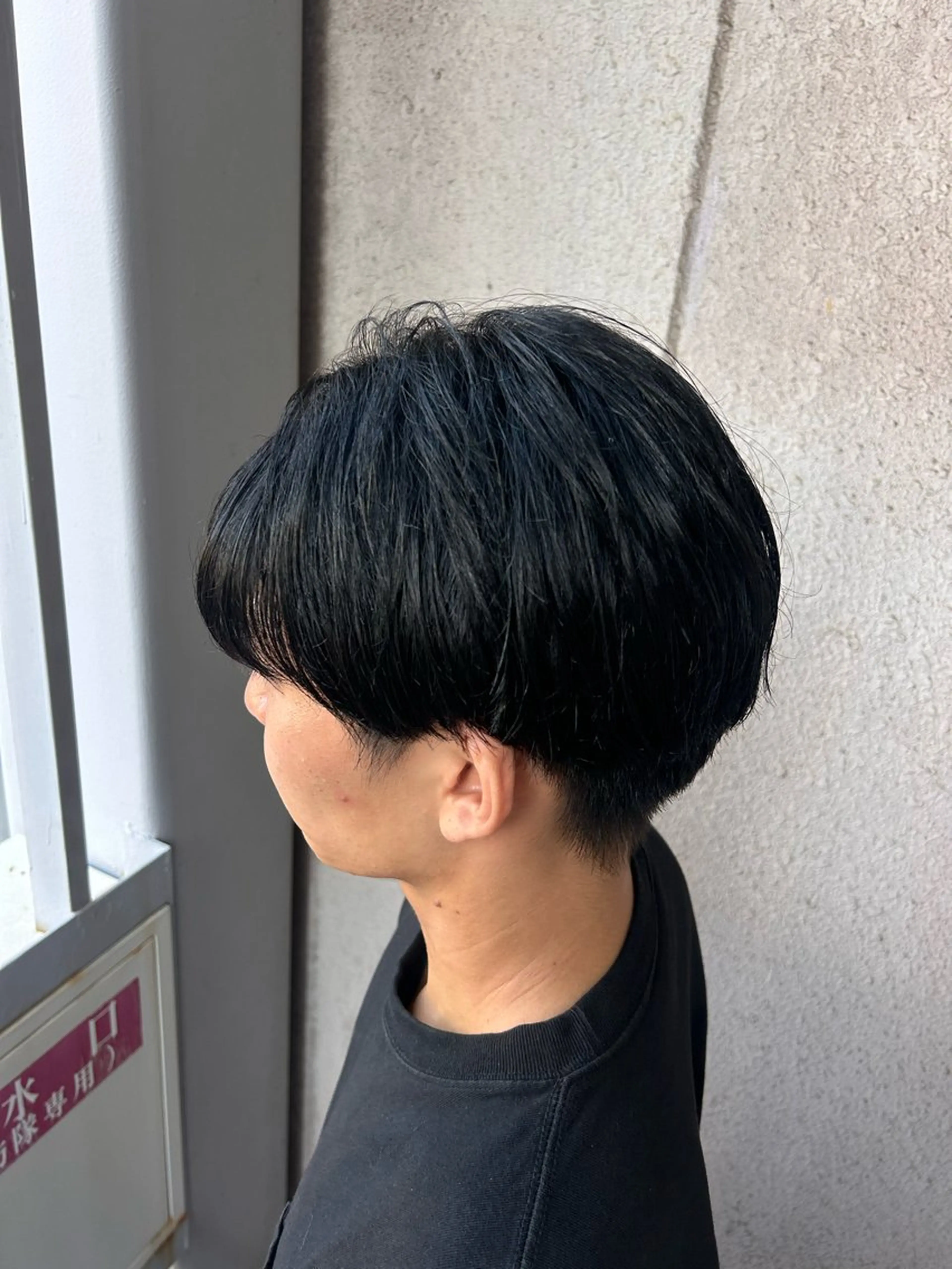 カラー メンズ 学生（メンズ向け） 黒髪 ブルーカラー ブルーブラック 透明感カラー MASHU所属・デザインカラー /北堀江/リノのヘアスタイル