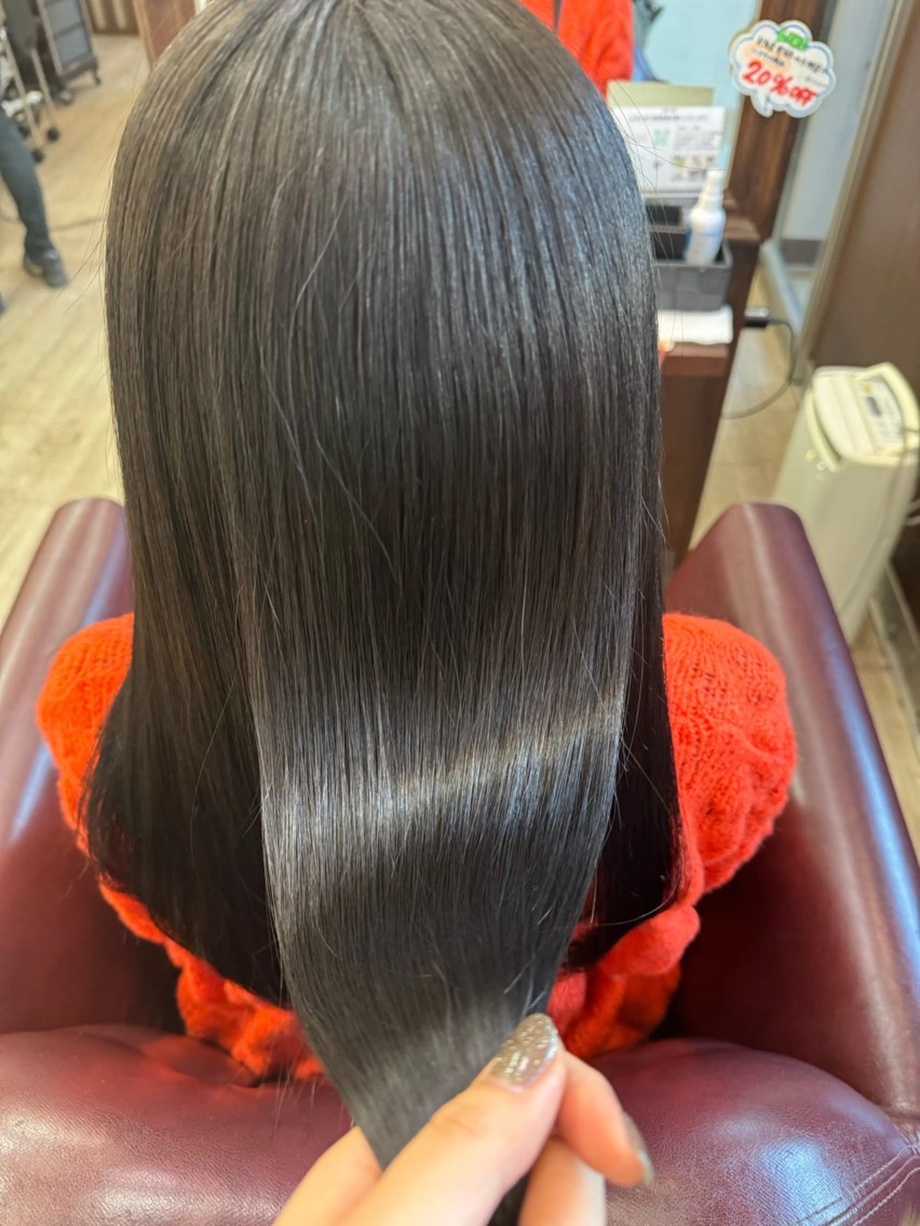 ロング ヘアカラー トリートメント 河端 悠花のヘアスタイル