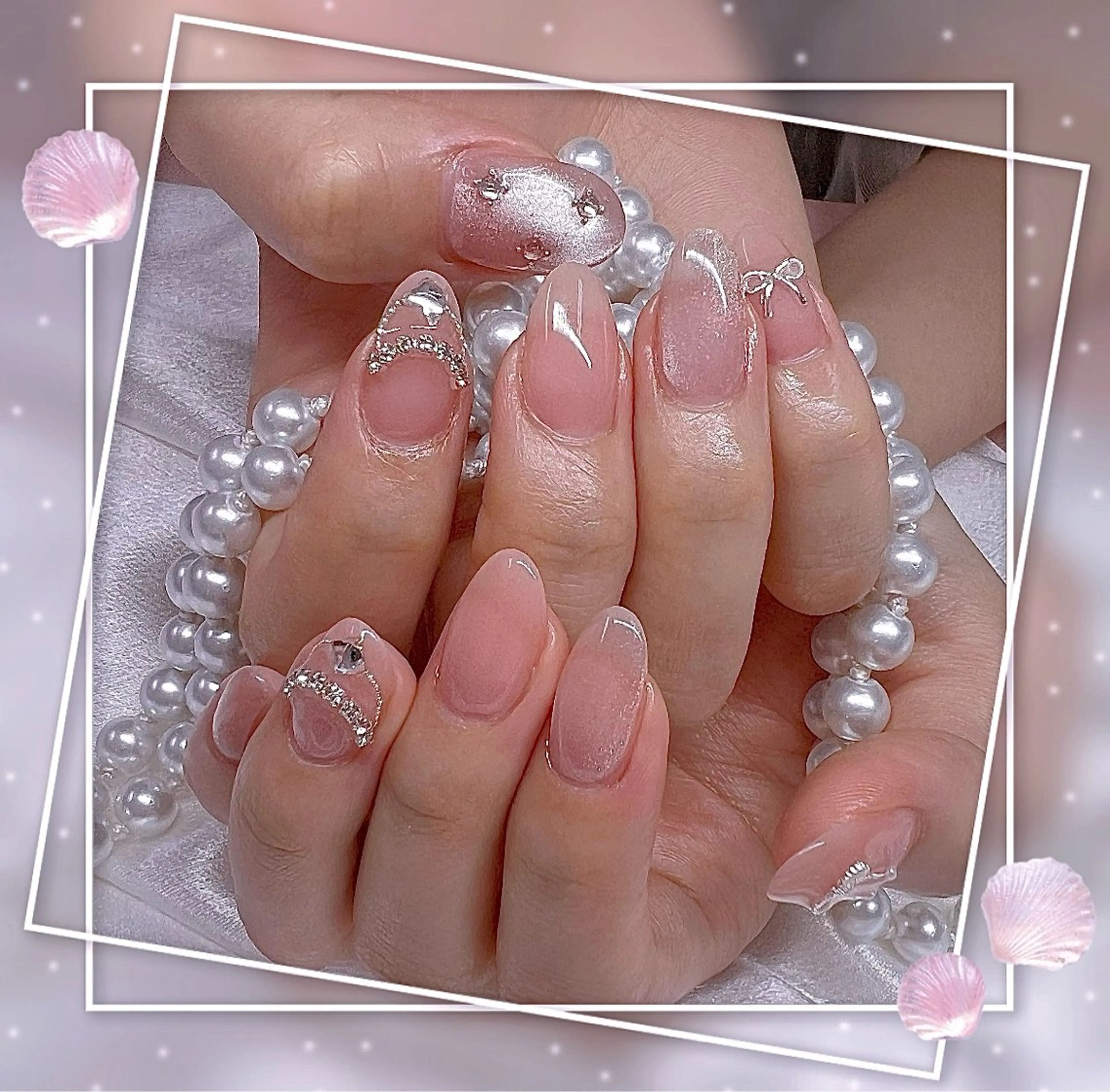 ネイル フレンチネイル グラデーション キラキラネイル 韓国ネイル マグネットネイル Chill Nailsalonのネイルデザイン