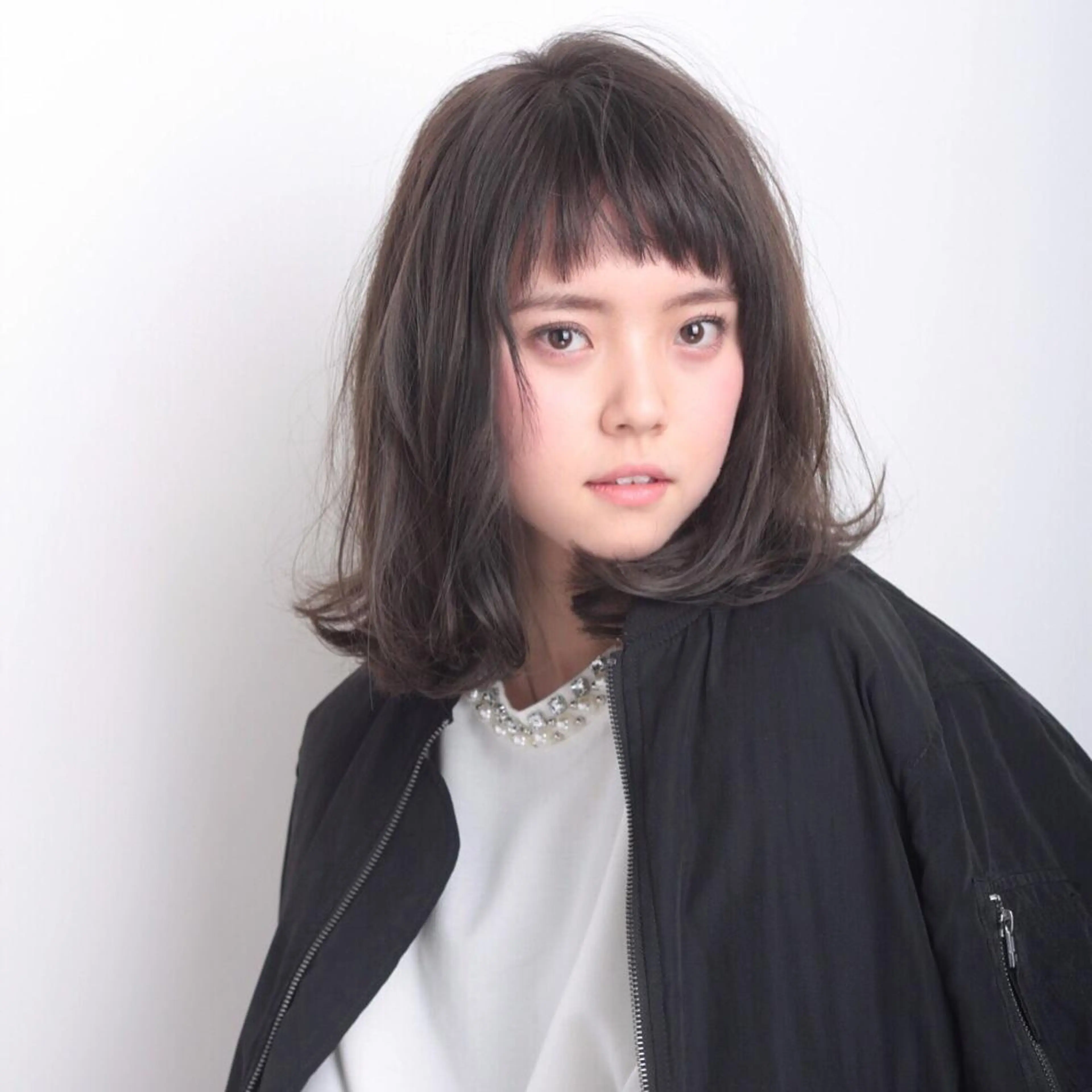 ミディアム カラー RESBORN所属・長岡 大偉のヘアスタイル