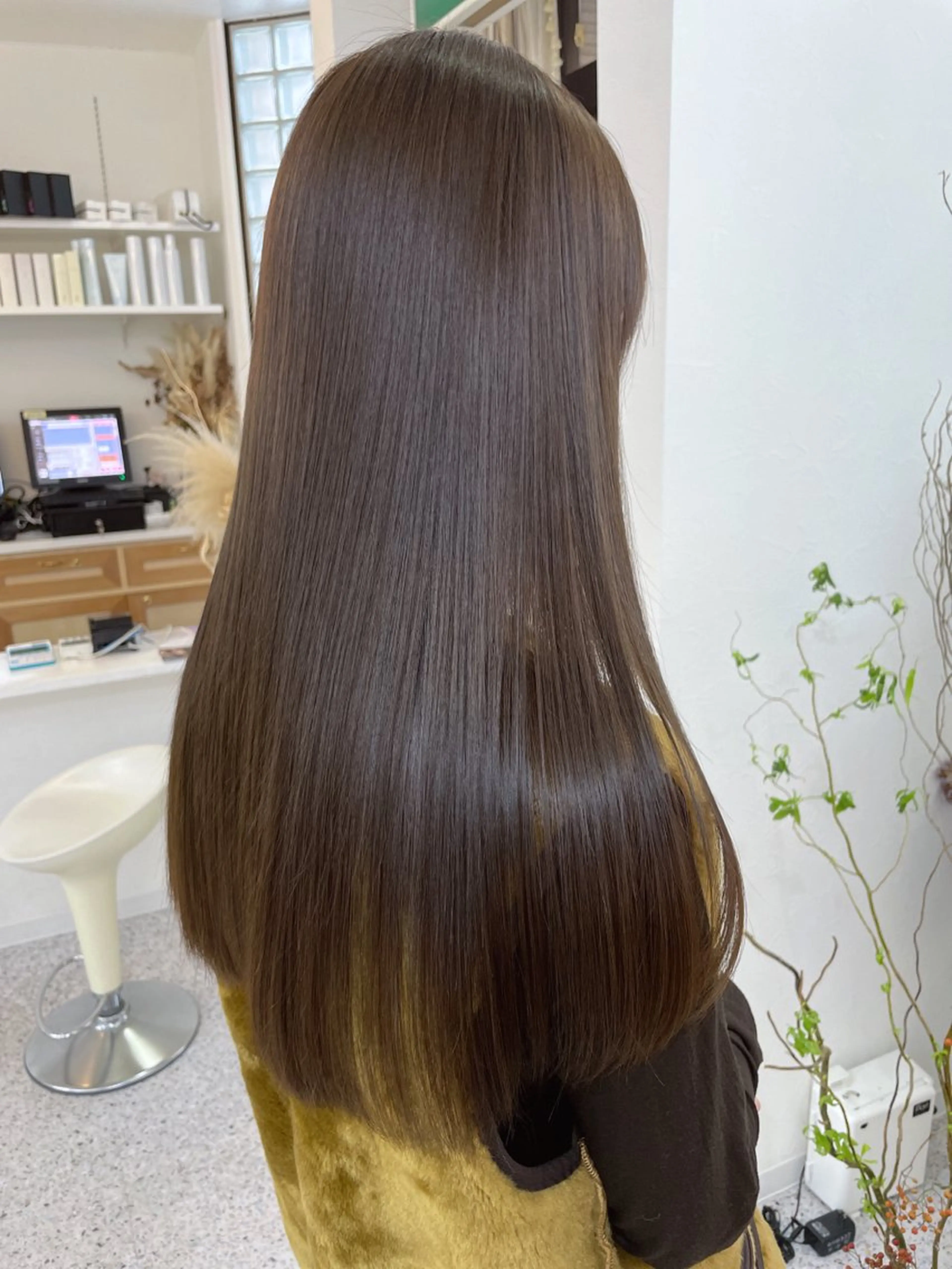 ロング パーマ 髪質改善 トリートメント JIEN MIUのヘアスタイル