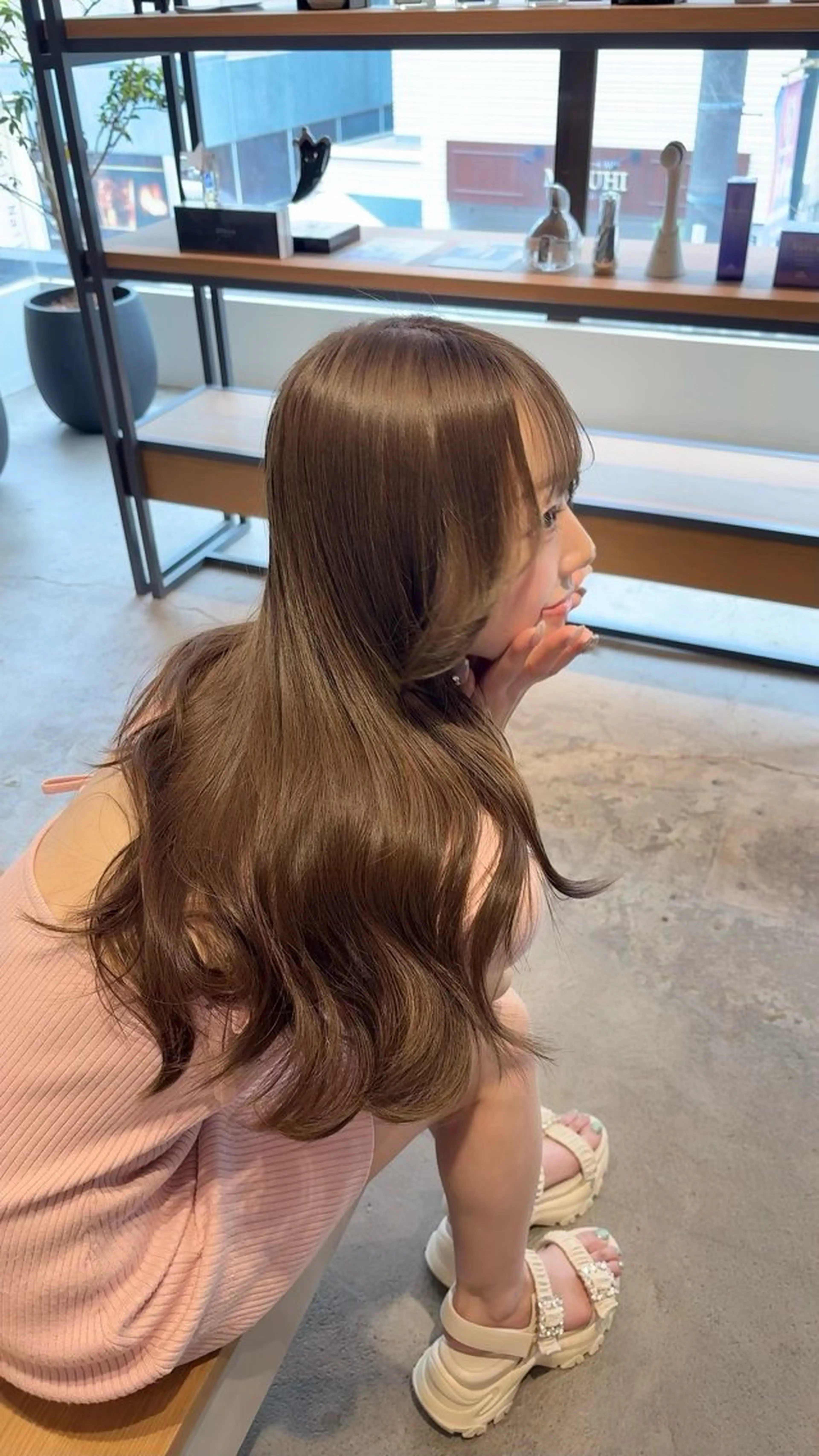 ロング カラー ベージュカラー ヘーゼル NATSUMI 🐻‍❄️🤍のヘアスタイル