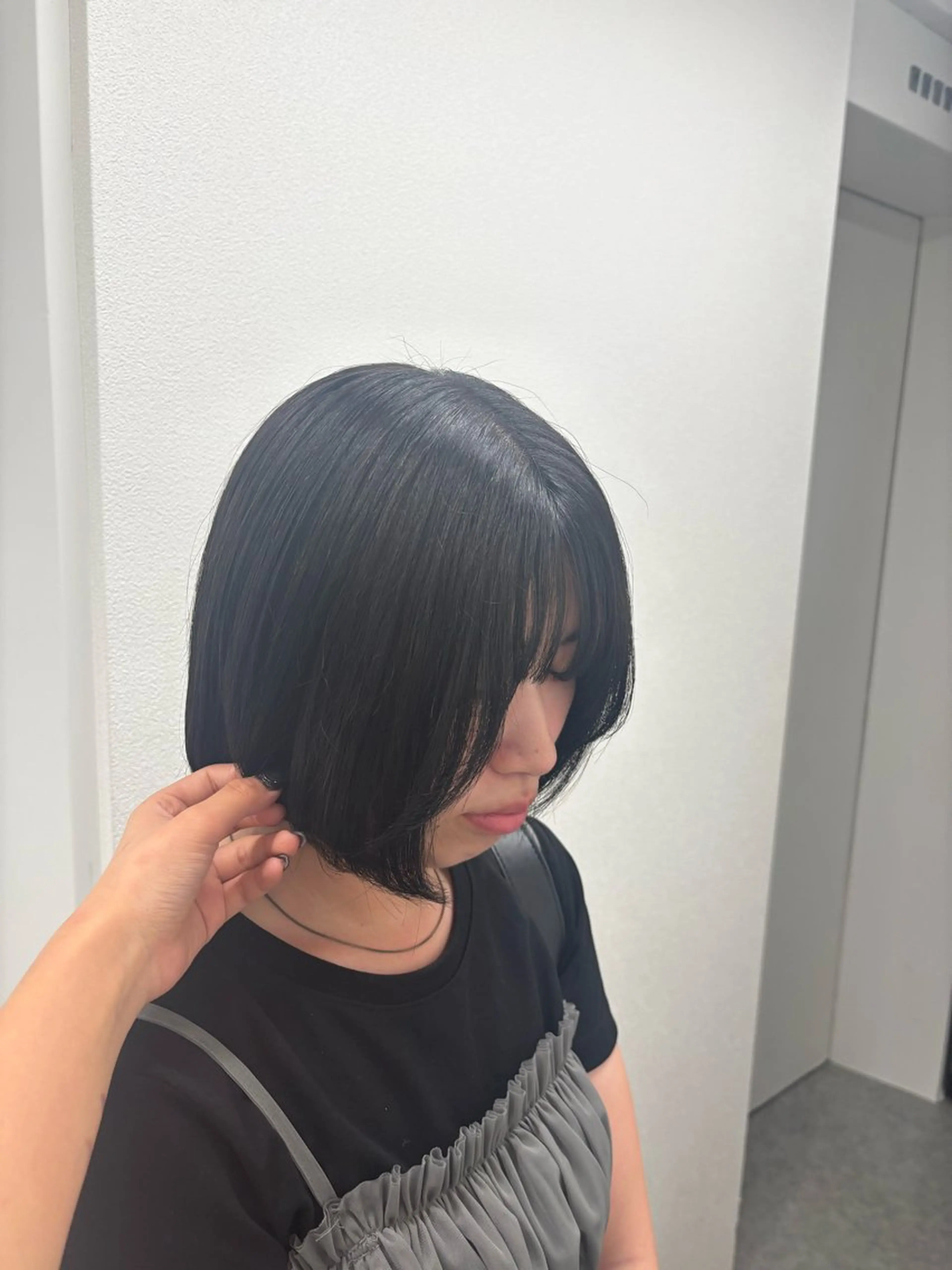 ショート カット ヘアカラー 寒色カラー🫧 HINAKO💙のヘアスタイル