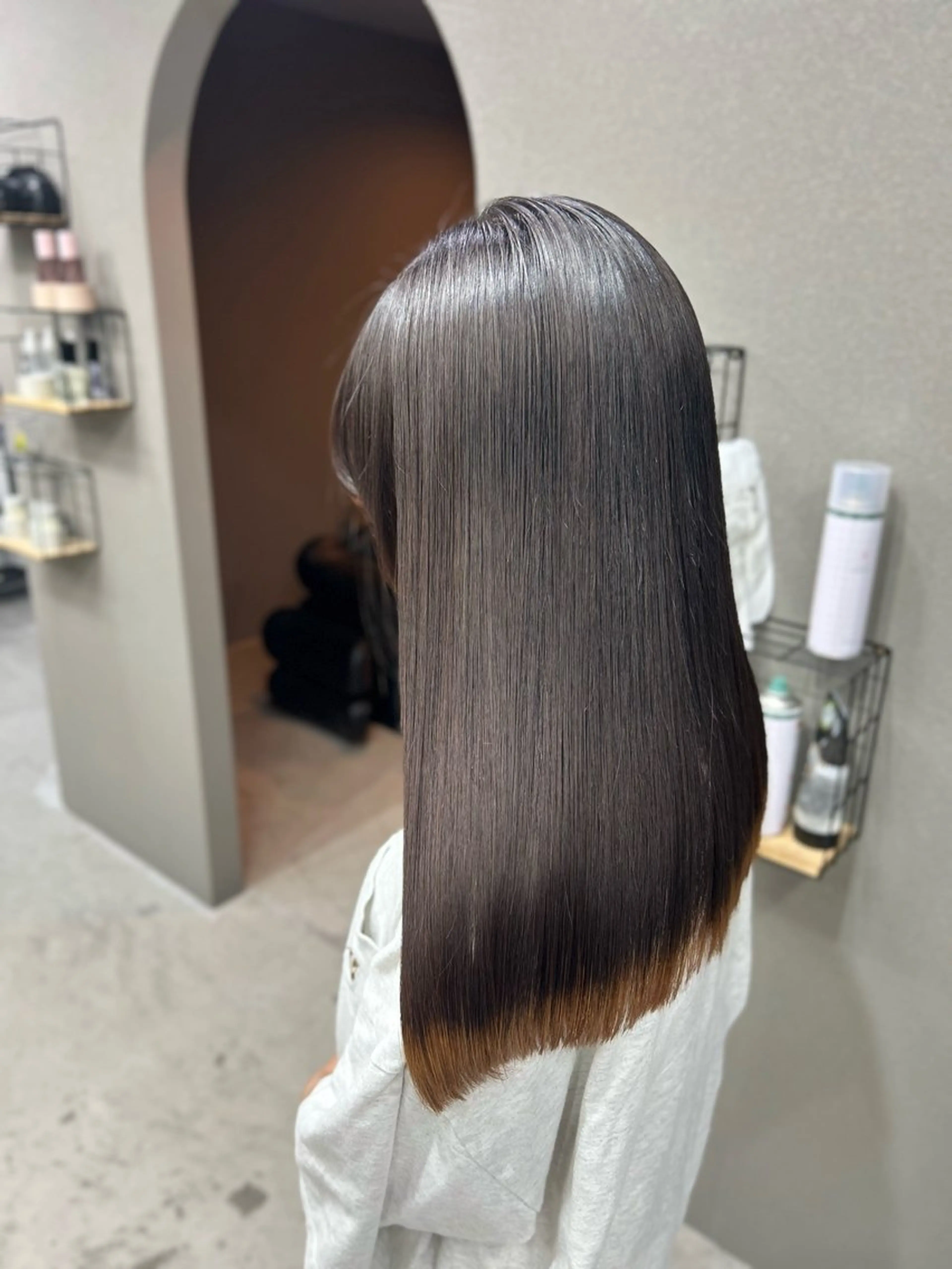 ロング カラー 縮毛矯正 カット 縮毛矯正 トリートメント VIM hairおもろまち店のヘアスタイル