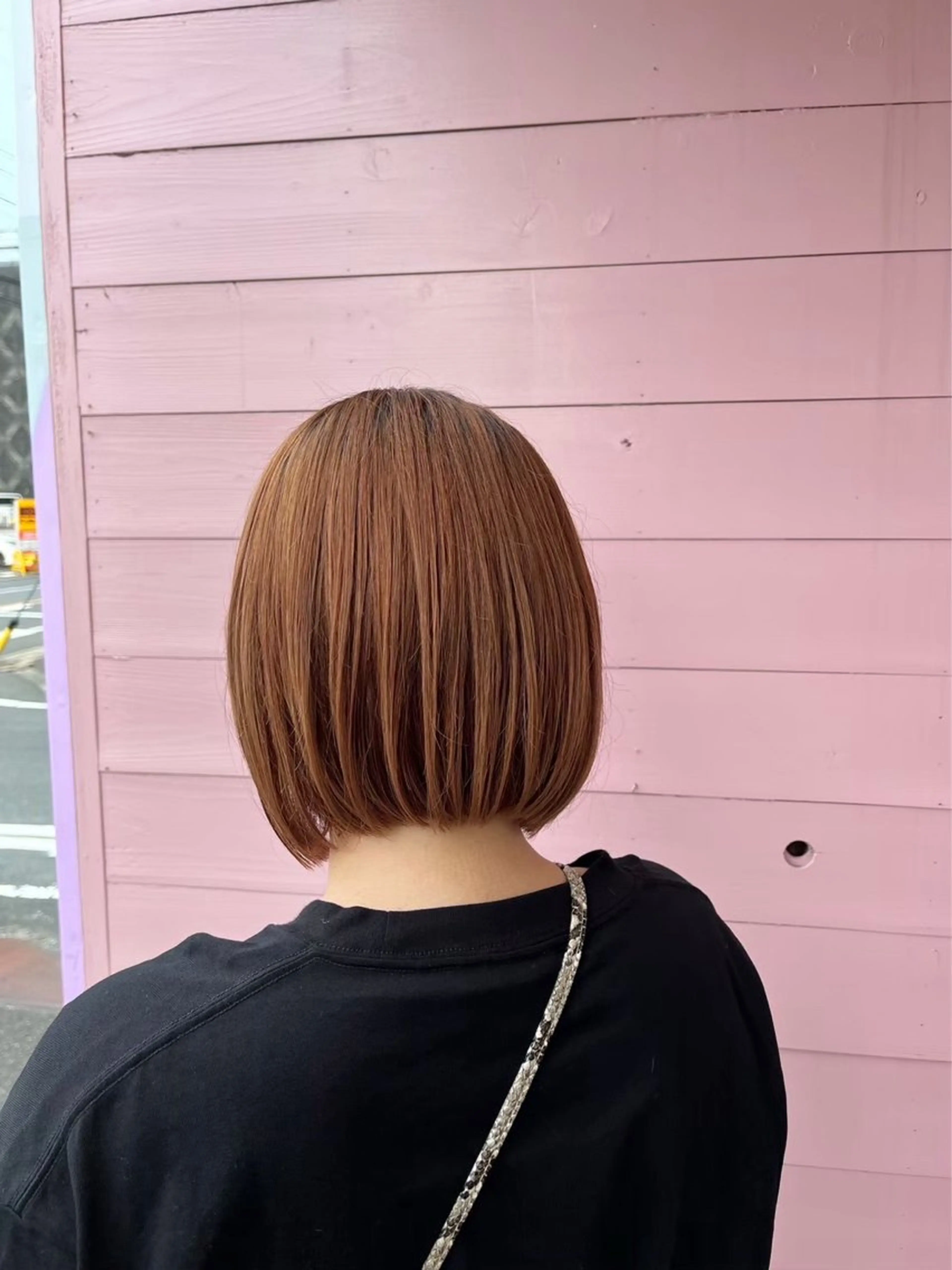 ショート ☘️折戸結菜☘️ ハイトーンカラーのヘアスタイル