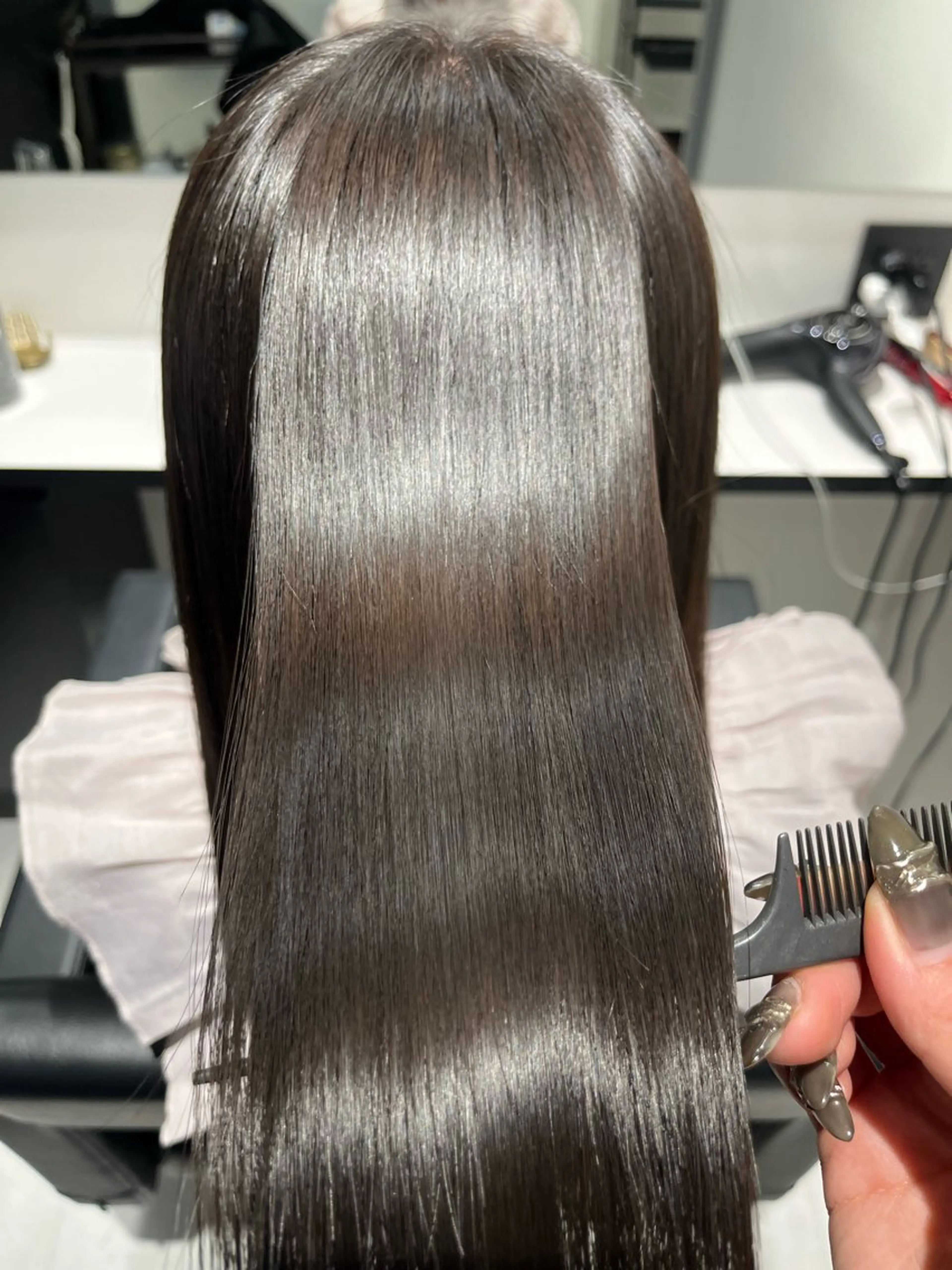 ロング パーマ 髪質改善∕艶髪∕ マンツーマン施術のヘアスタイル