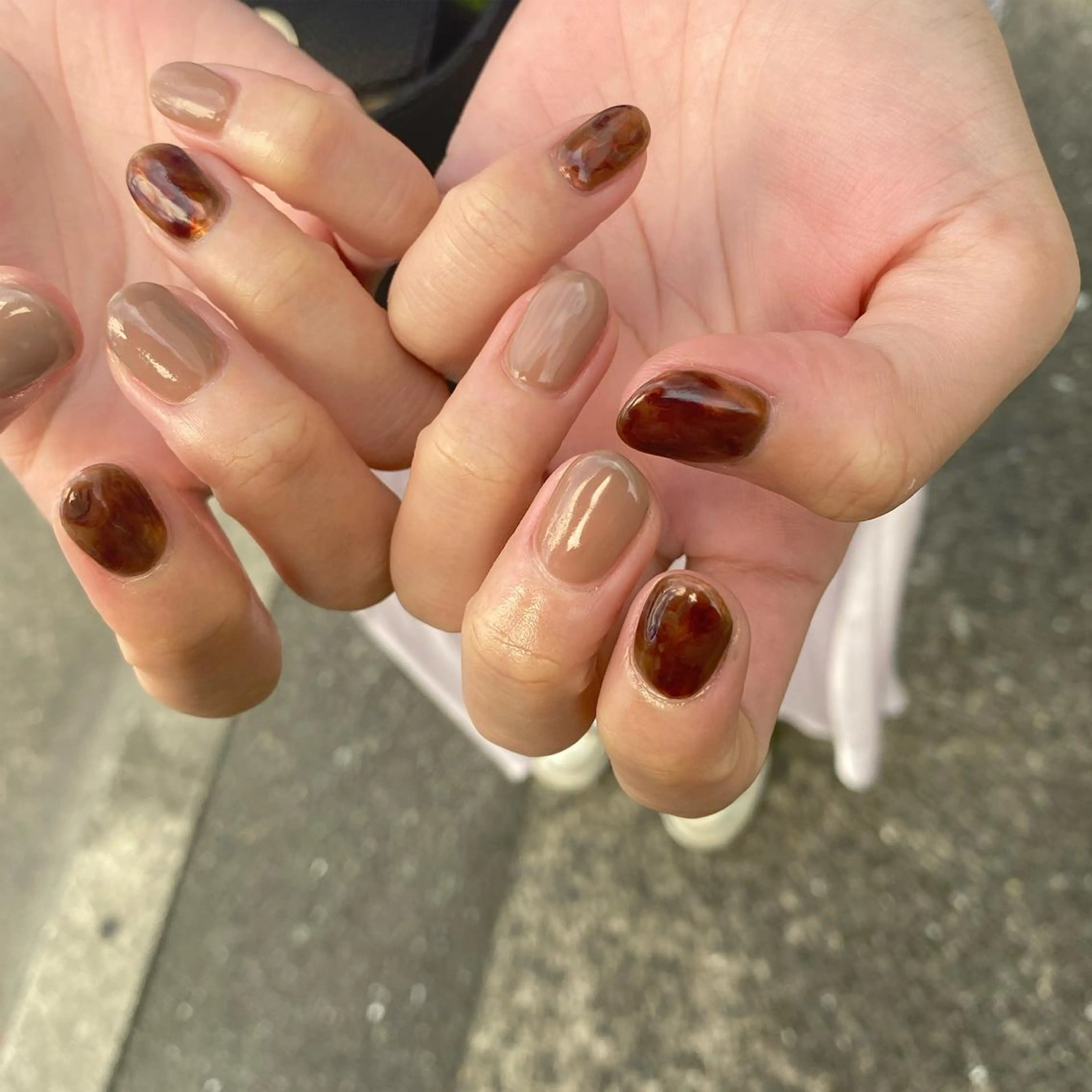 ネイル べっ甲ネイル ハンドネイル nable.所属・望月 実莉のネイルデザイン