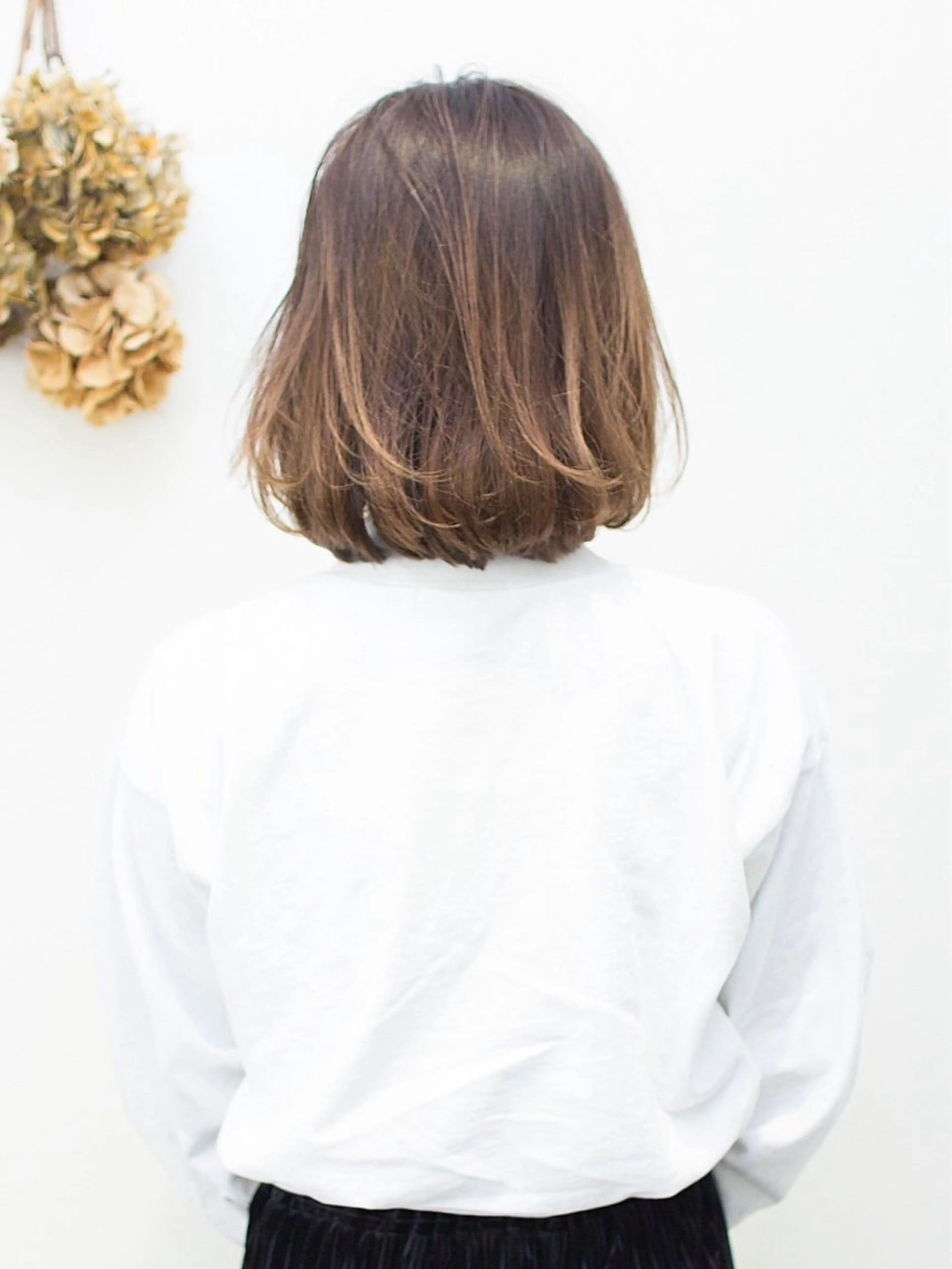 ミディアム カット レベンス田町 西谷悠のヘアスタイル