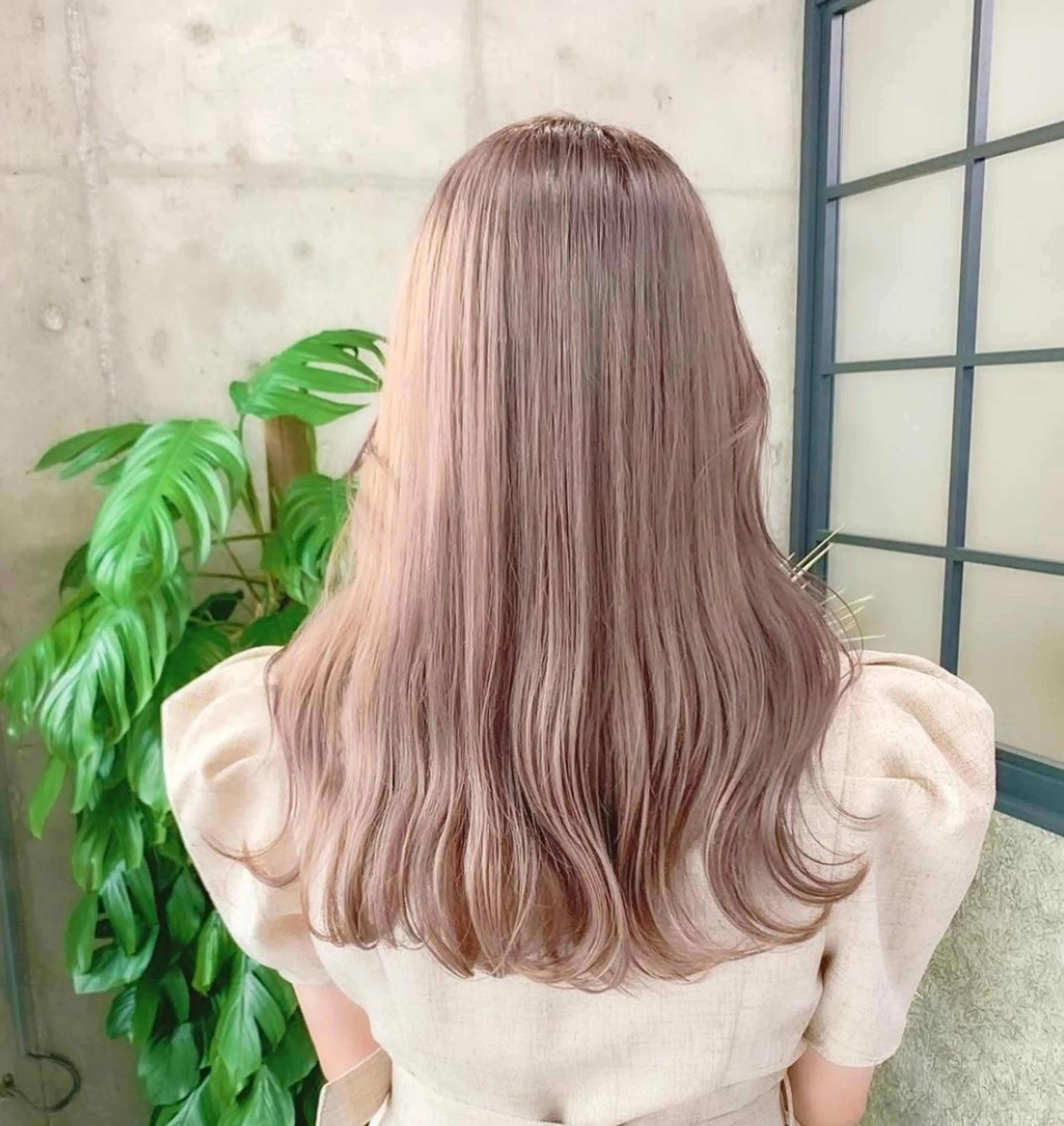 セミロング ヘアカラー SOL.noel所属・ブリーチ/レイヤー/ ハイトーンShugaのヘアスタイル