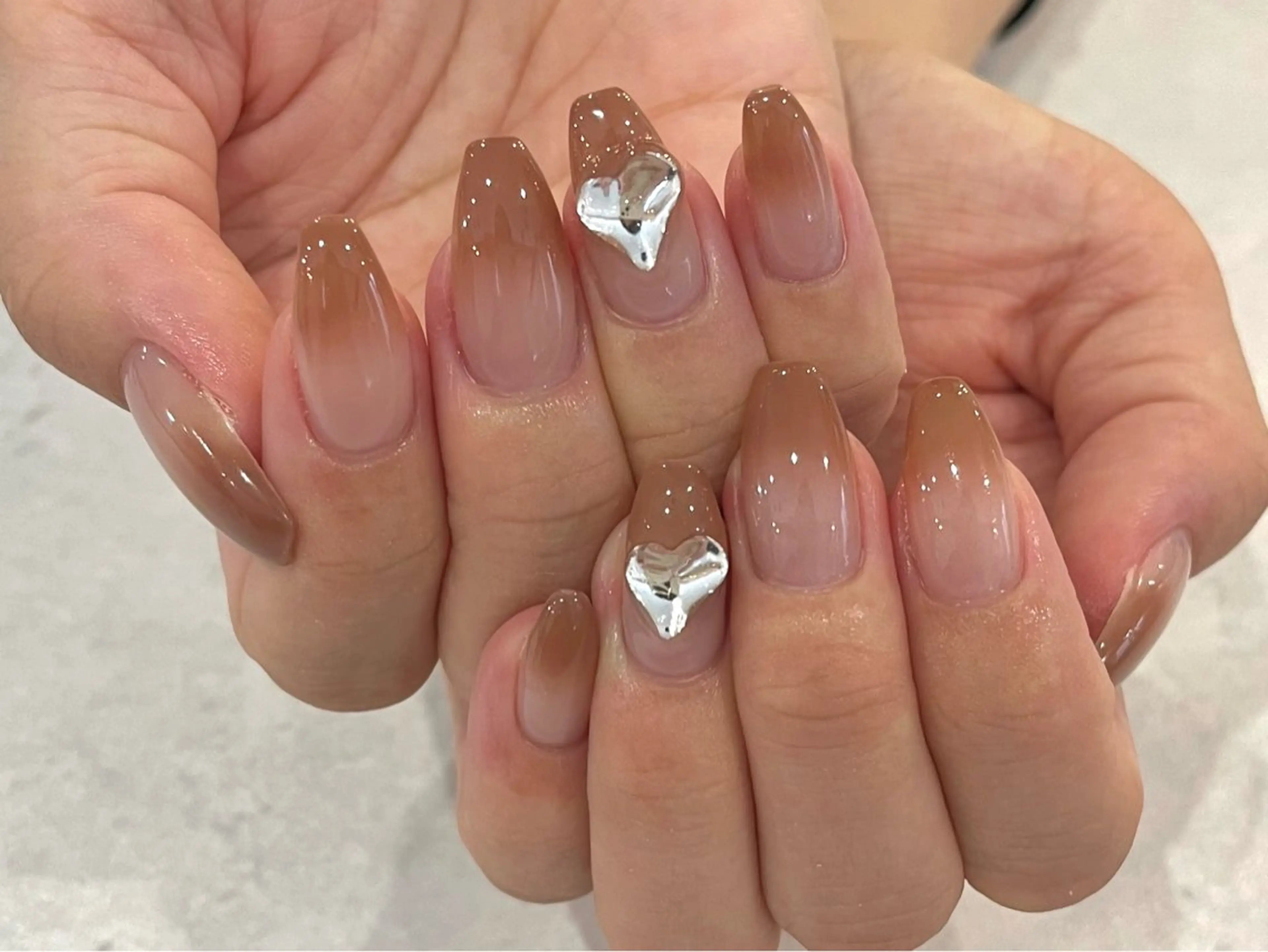 ネイル ハート ハンドネイル Cleo伏見店🌿 Momokaのネイルデザイン