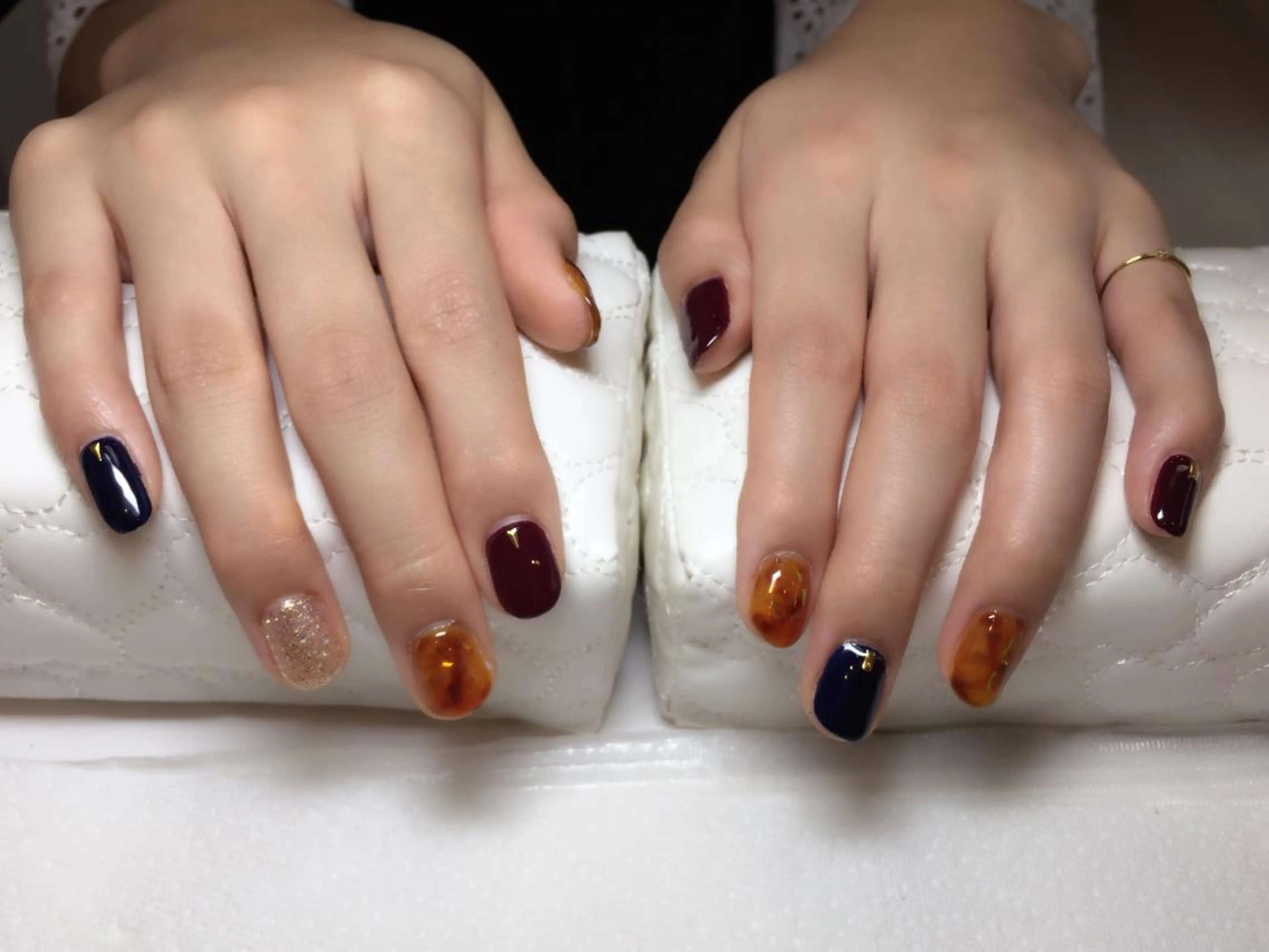 ネイル べっ甲ネイル ハンドネイル 自宅サロン鎌倉 KORONのネイルデザイン