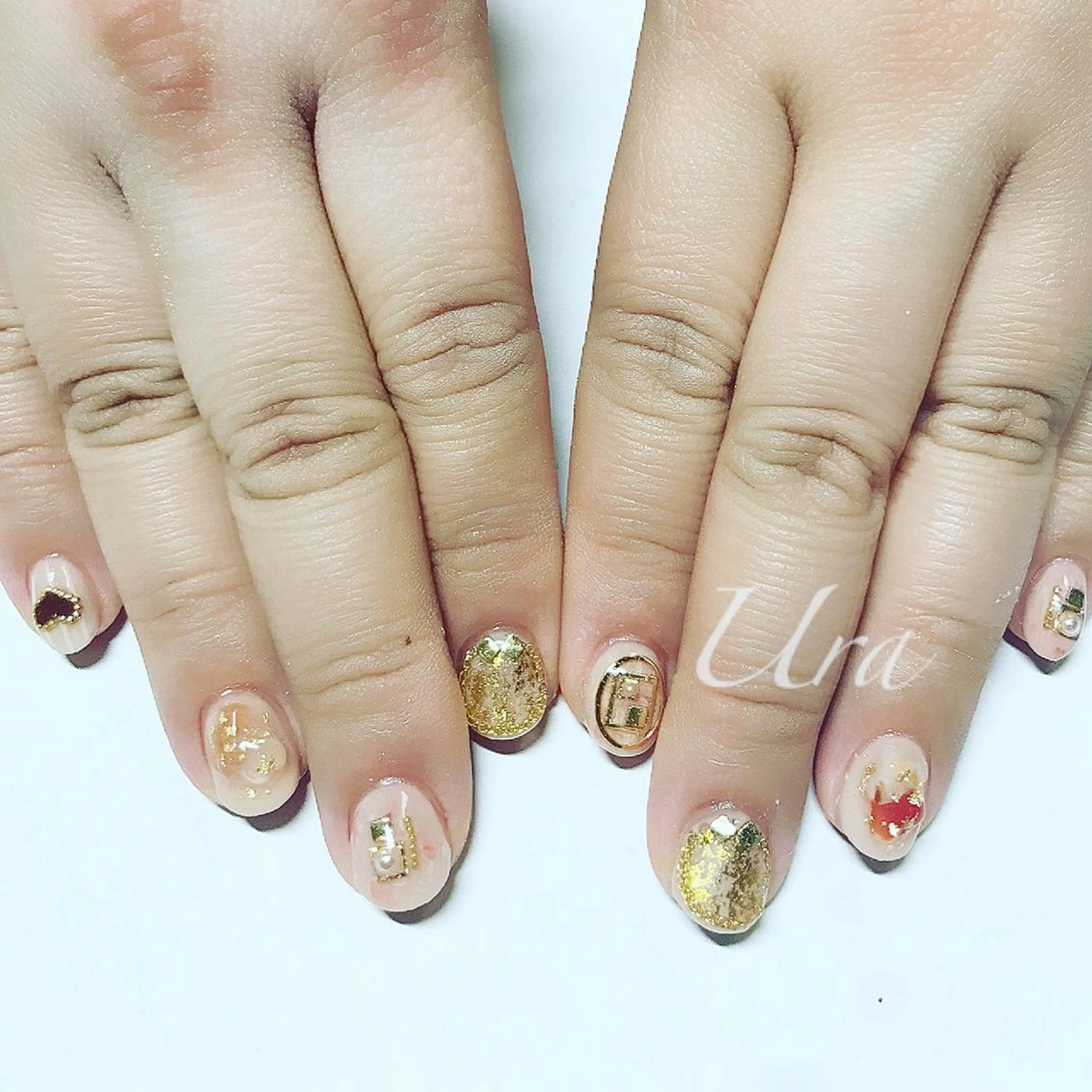 ネイル UrakoNail 《nail》のネイルデザイン