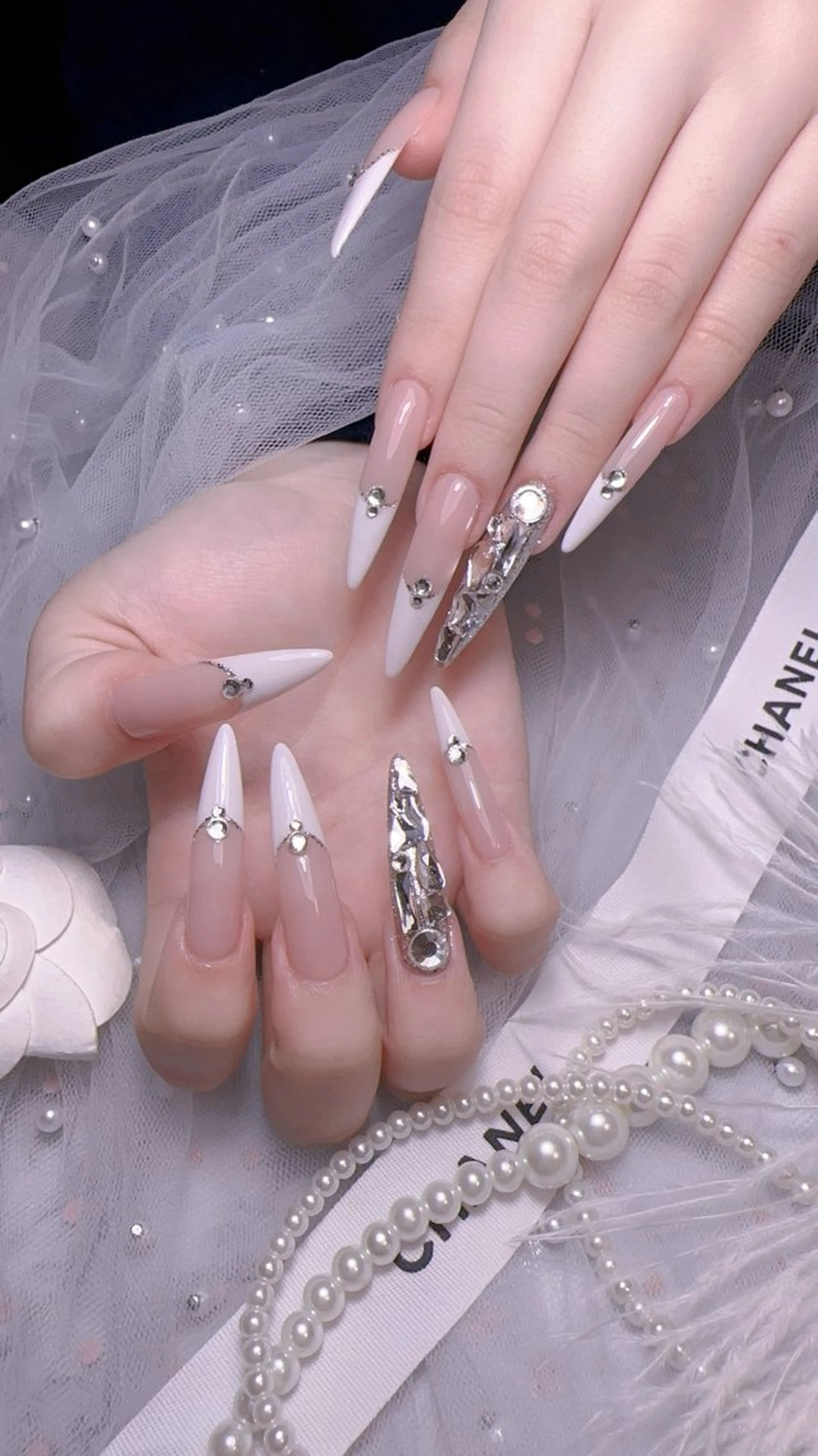 ネイル オーロラネイル フットネイル 韓国ネイル ラメ(グリッター) ラメグラデーション ハンドネイル Belle nail salon 新小岩のネイルデザイン