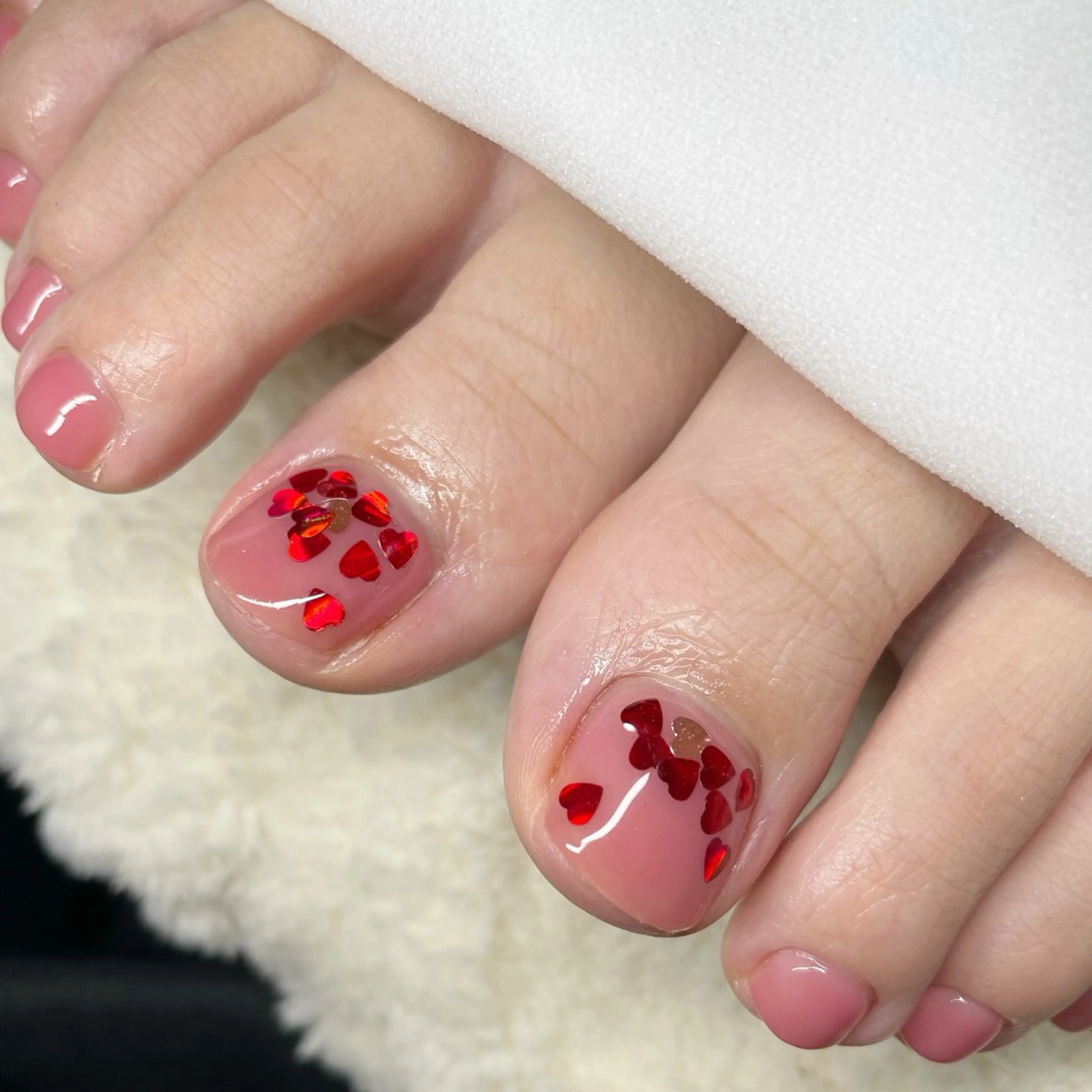 ネイル ハート フットネイル nailsalon SANANAILのネイルデザイン