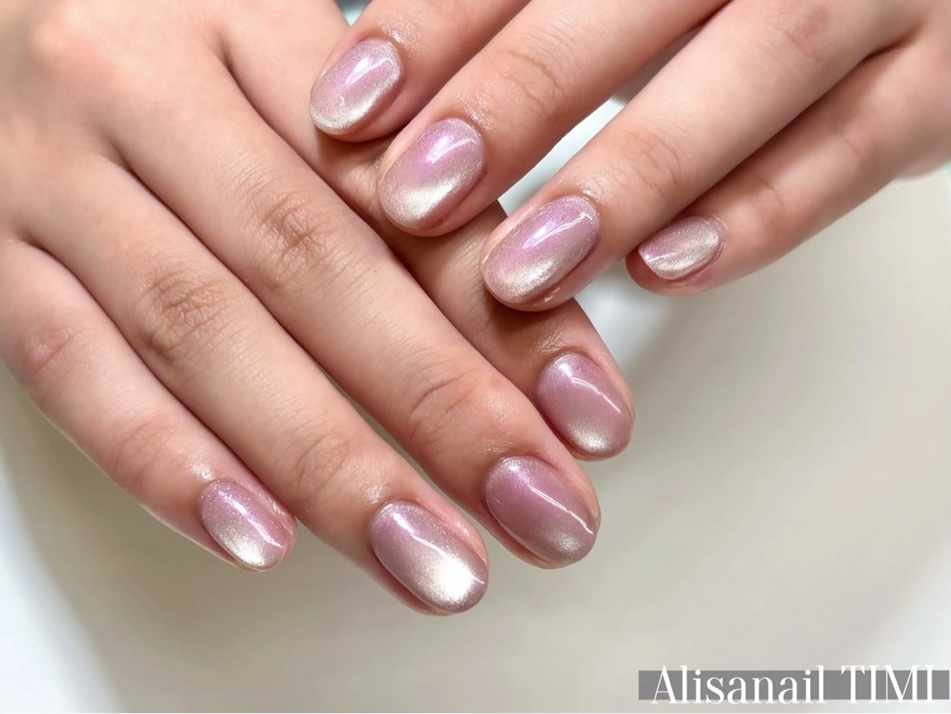 ネイル マグネットネイル マグネットワンカラー ワンカラーネイル ハンドネイル Alisa nail Timiのネイルデザイン